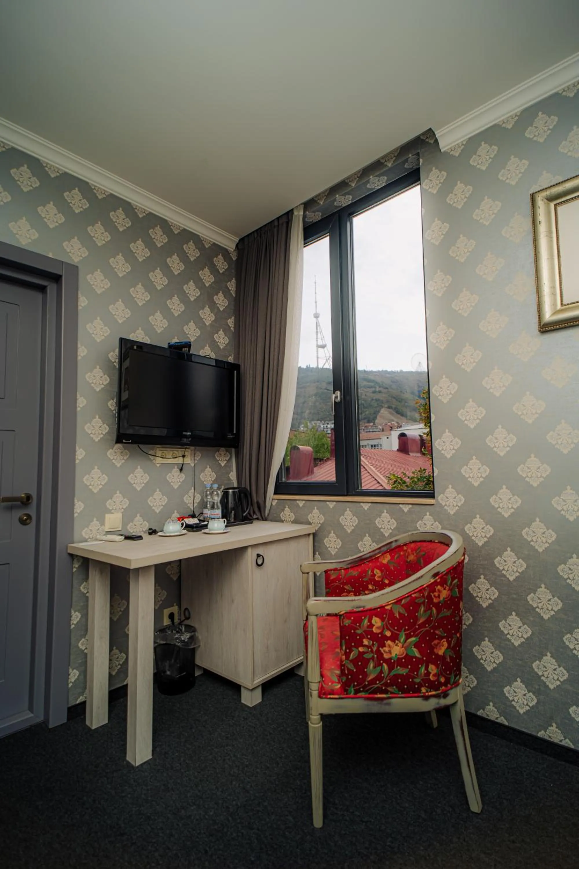 Seating area in Hotel Day Inn