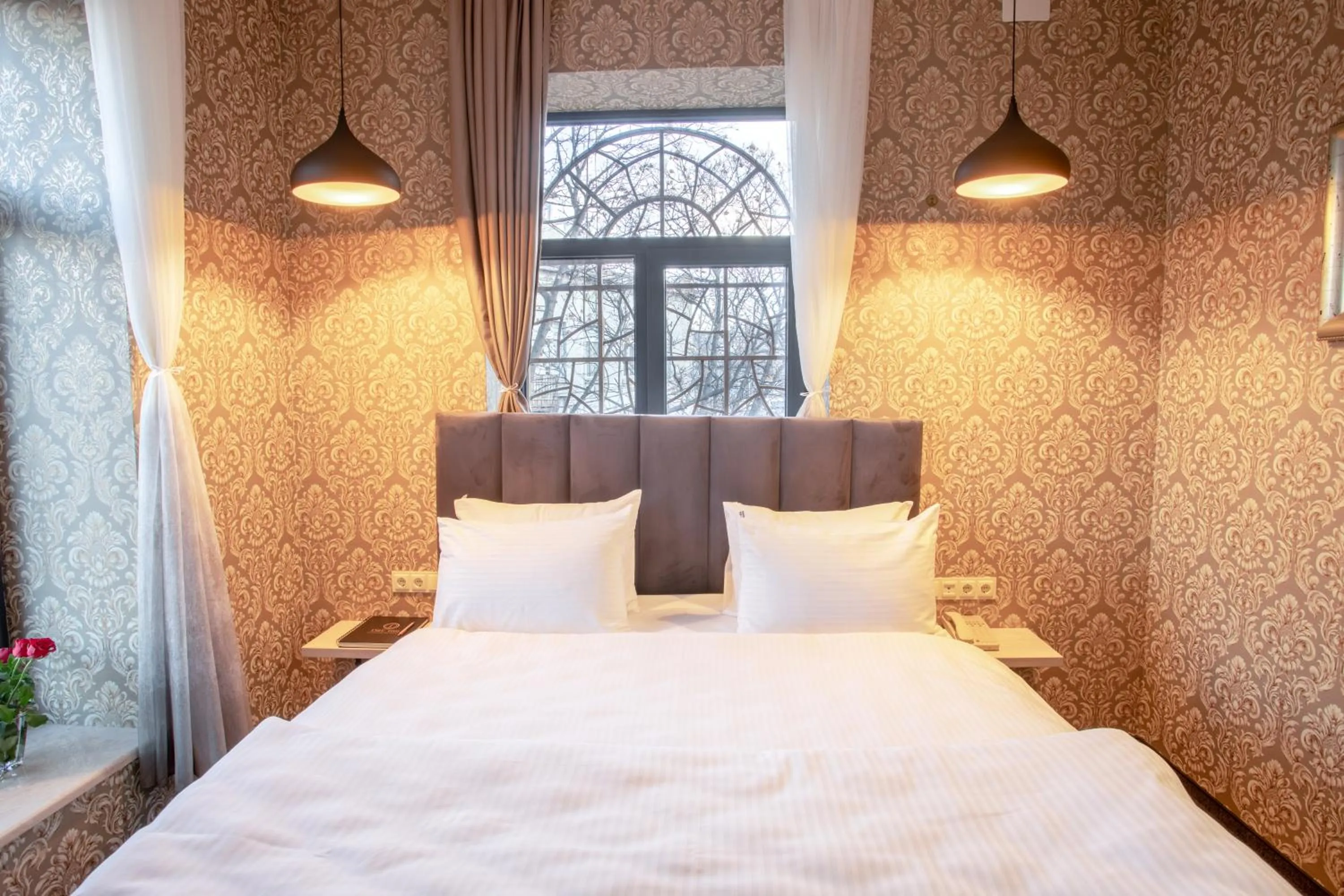 Bed in Hotel Day Inn