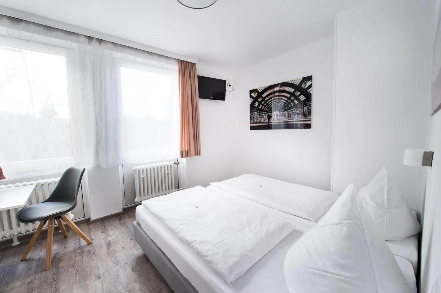 Bedroom, Bed in SOVA Hotel