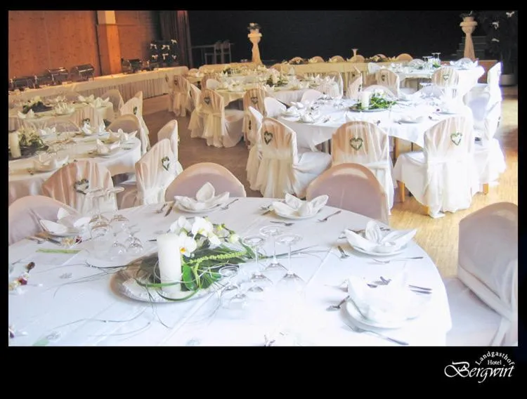 Restaurant/places to eat in Hotel Bergwirt