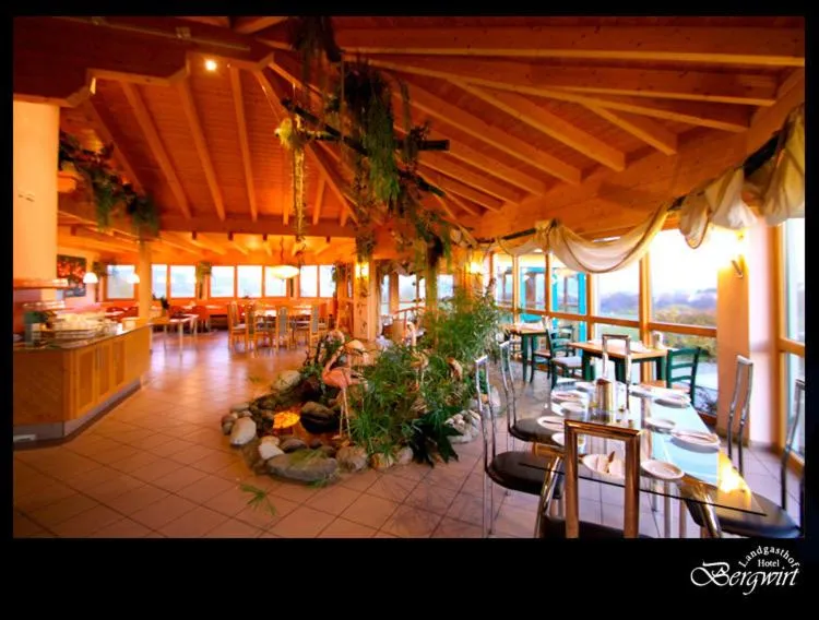 Breakfast in Hotel Bergwirt