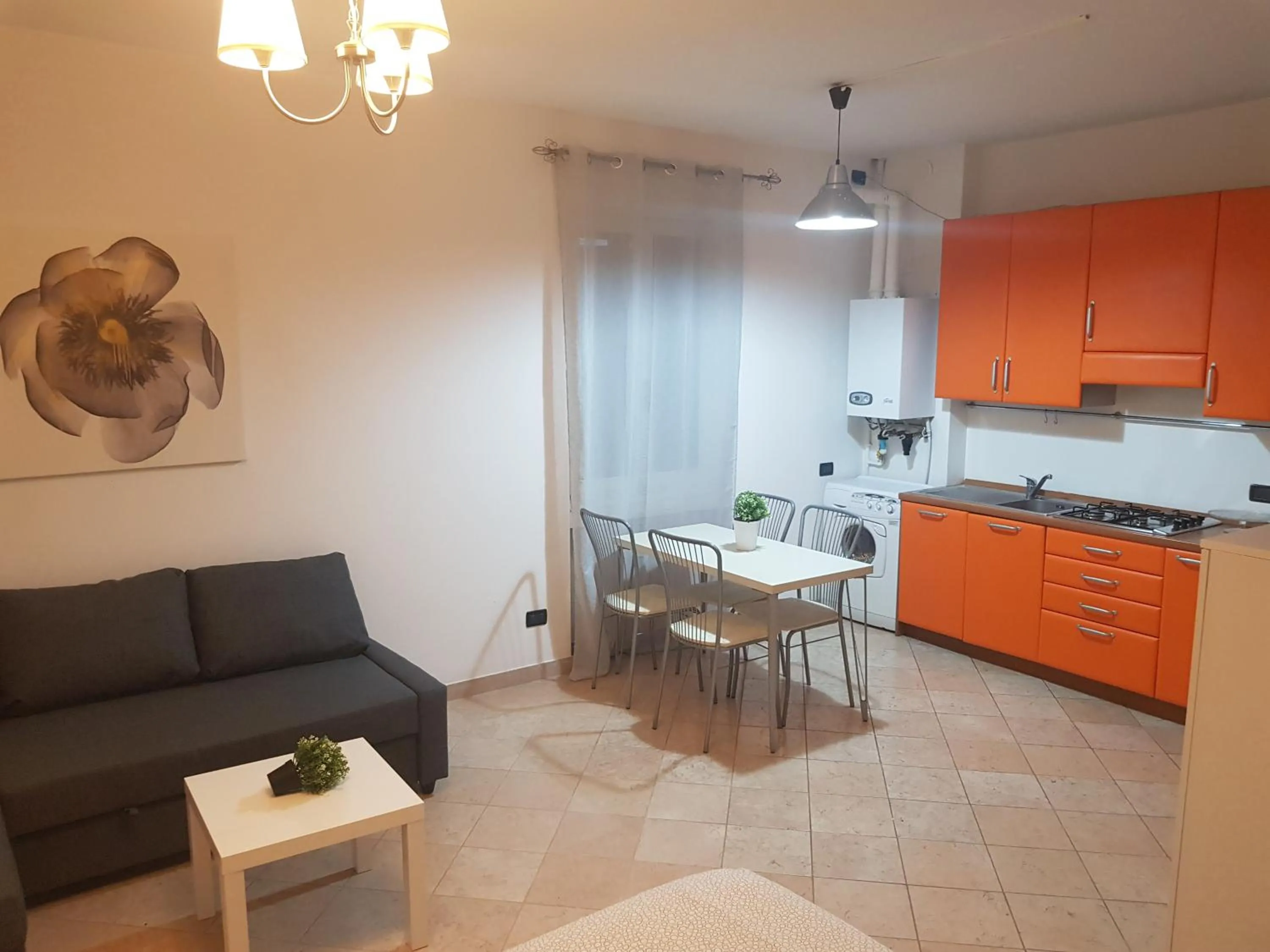 Kitchen or kitchenette in Philips apartment centro citta Corso Italia