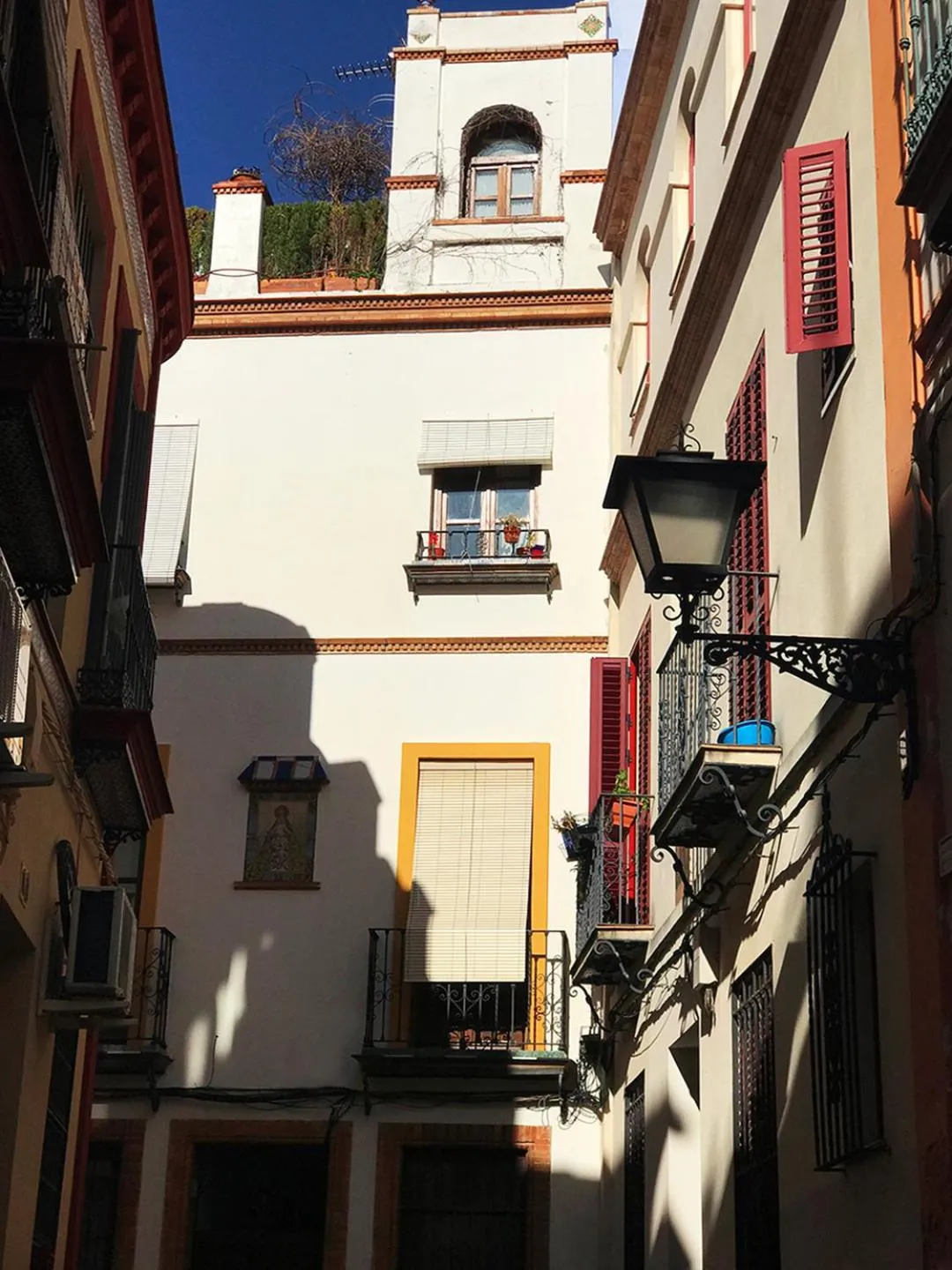 Property building in Pasaje de Amores