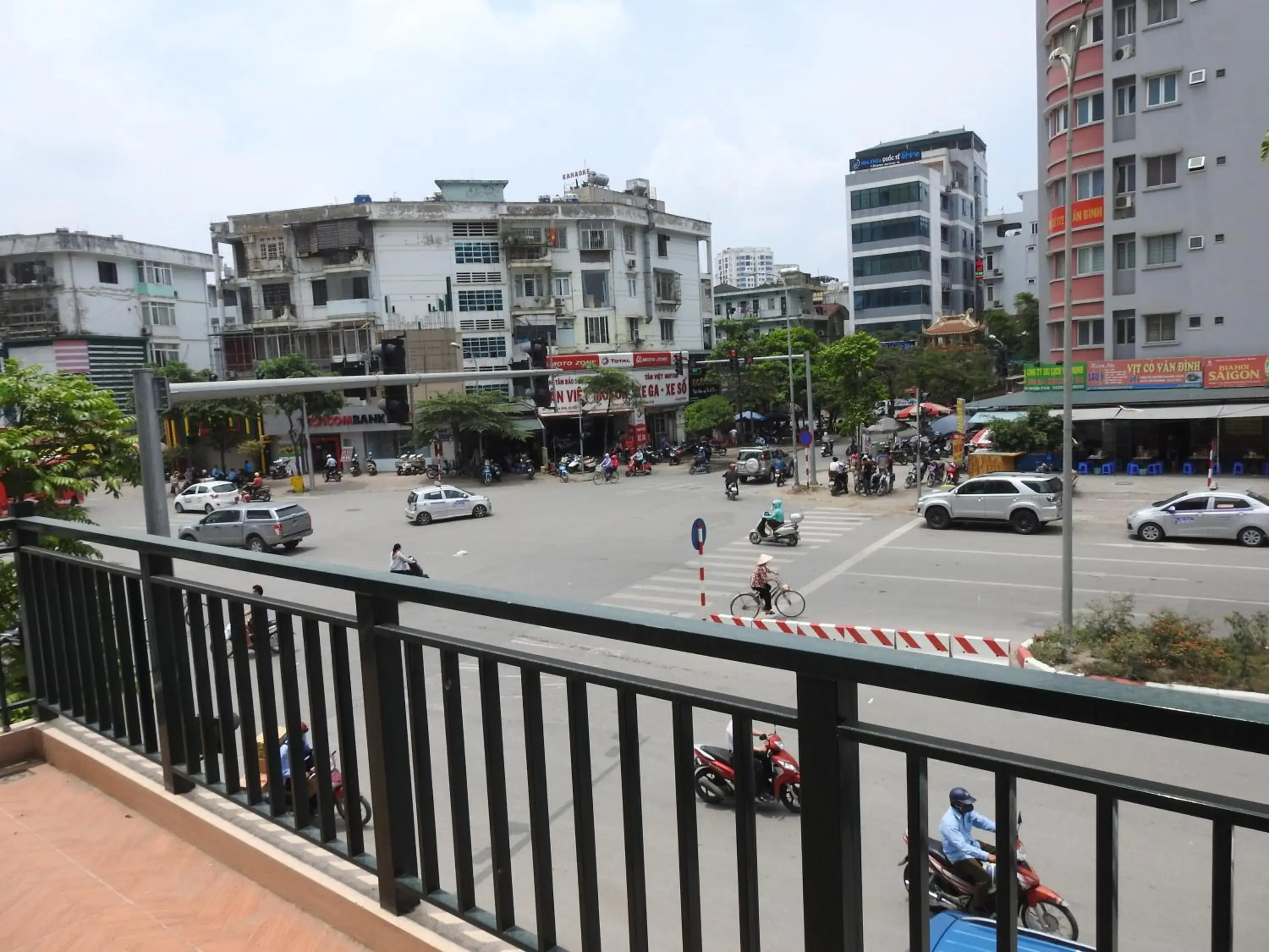 Double Room with Balcony (2 Adults + 1 Child) in An Phú Nguyễn Hoàng Hotel Double Room with Balcony (2 Adults + 1 Child) in An Phú Nguyễn Hoàng Hotel