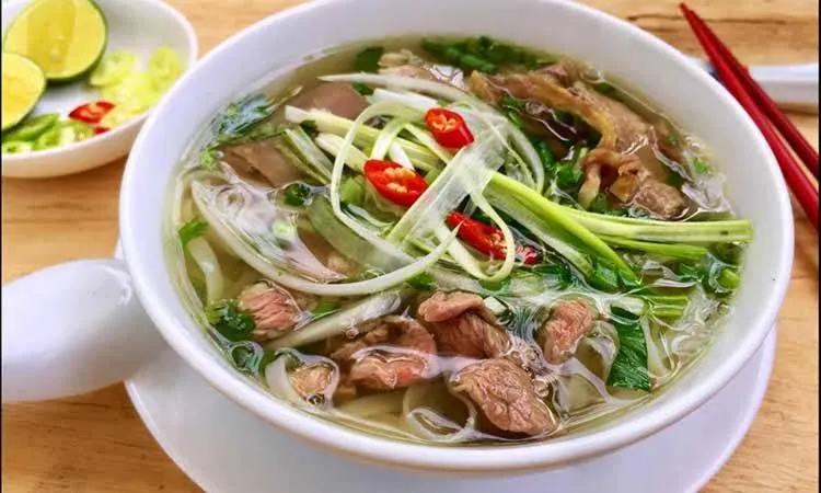 Breakfast in An Phú Nguyễn Hoàng Hotel