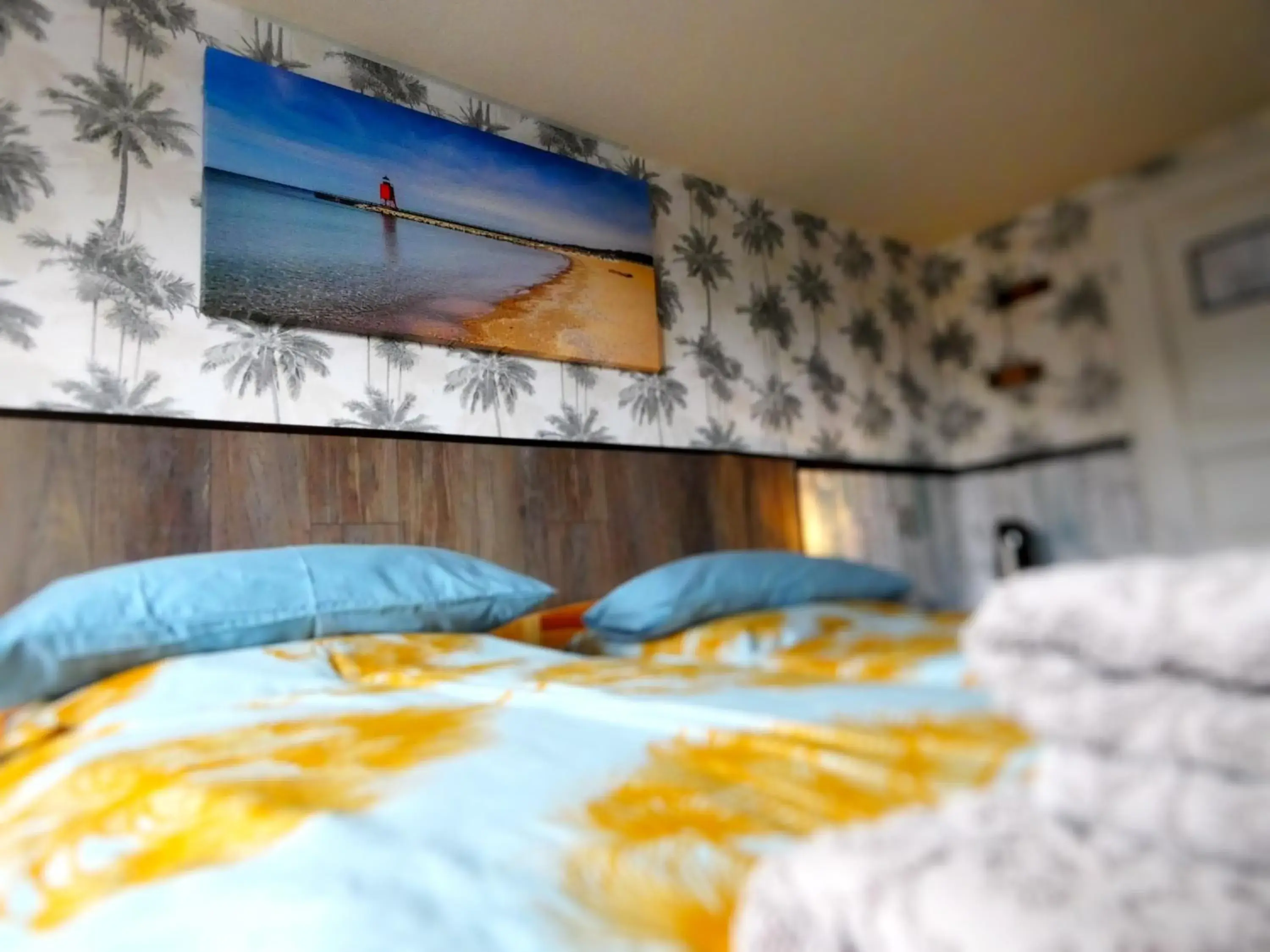 Small Double or Twin Room - single occupancy in Roastineer Hotel Small Double or Twin Room - single occupancy in Roastineer Hotel