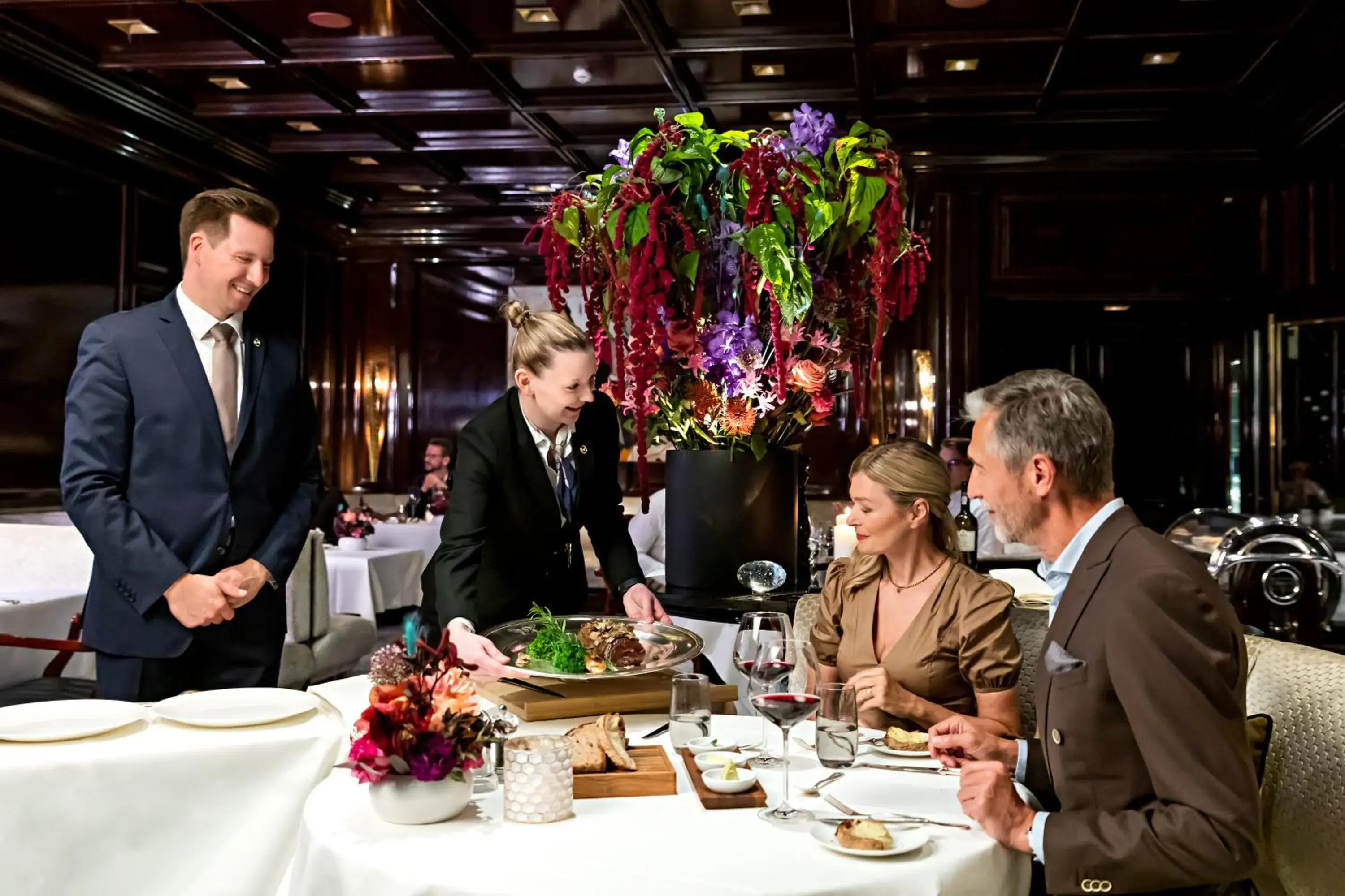 Restaurant/places to eat in Excelsior Hotel Ernst am Dom Restaurant/places to eat in Excelsior Hotel Ernst am Dom