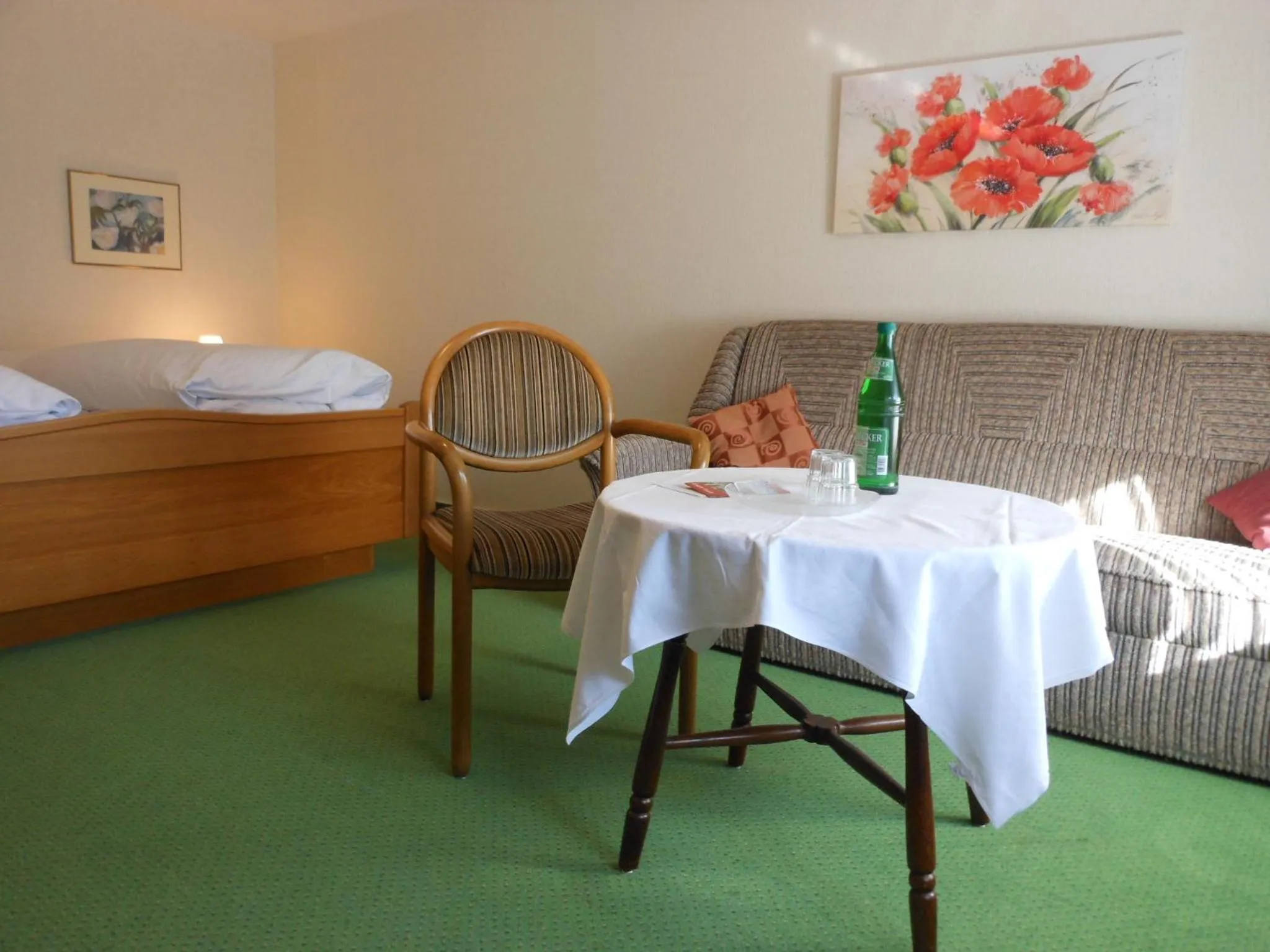 Bedroom, Bed in Westfalenhof Garni