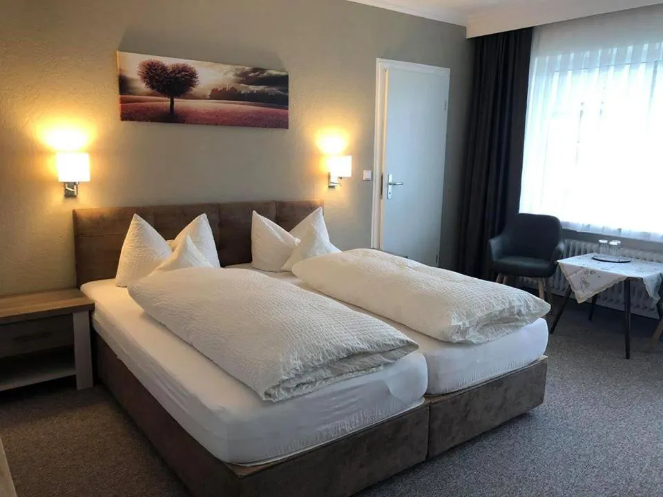 Photo of the whole room, Bed in Sevda's Hotel Garni Weinforth