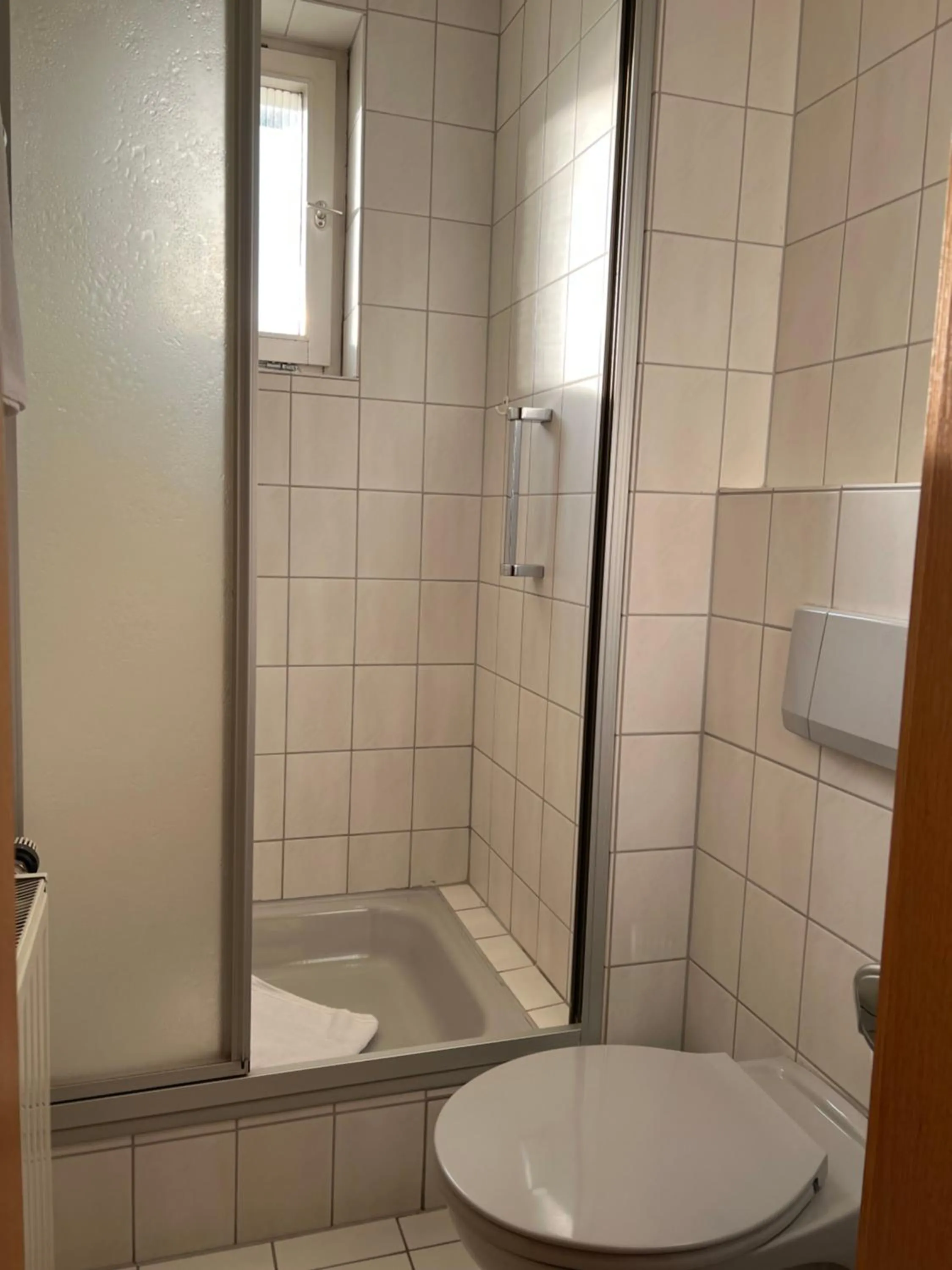 Bathroom in Sevda's Hotel Garni Weinforth