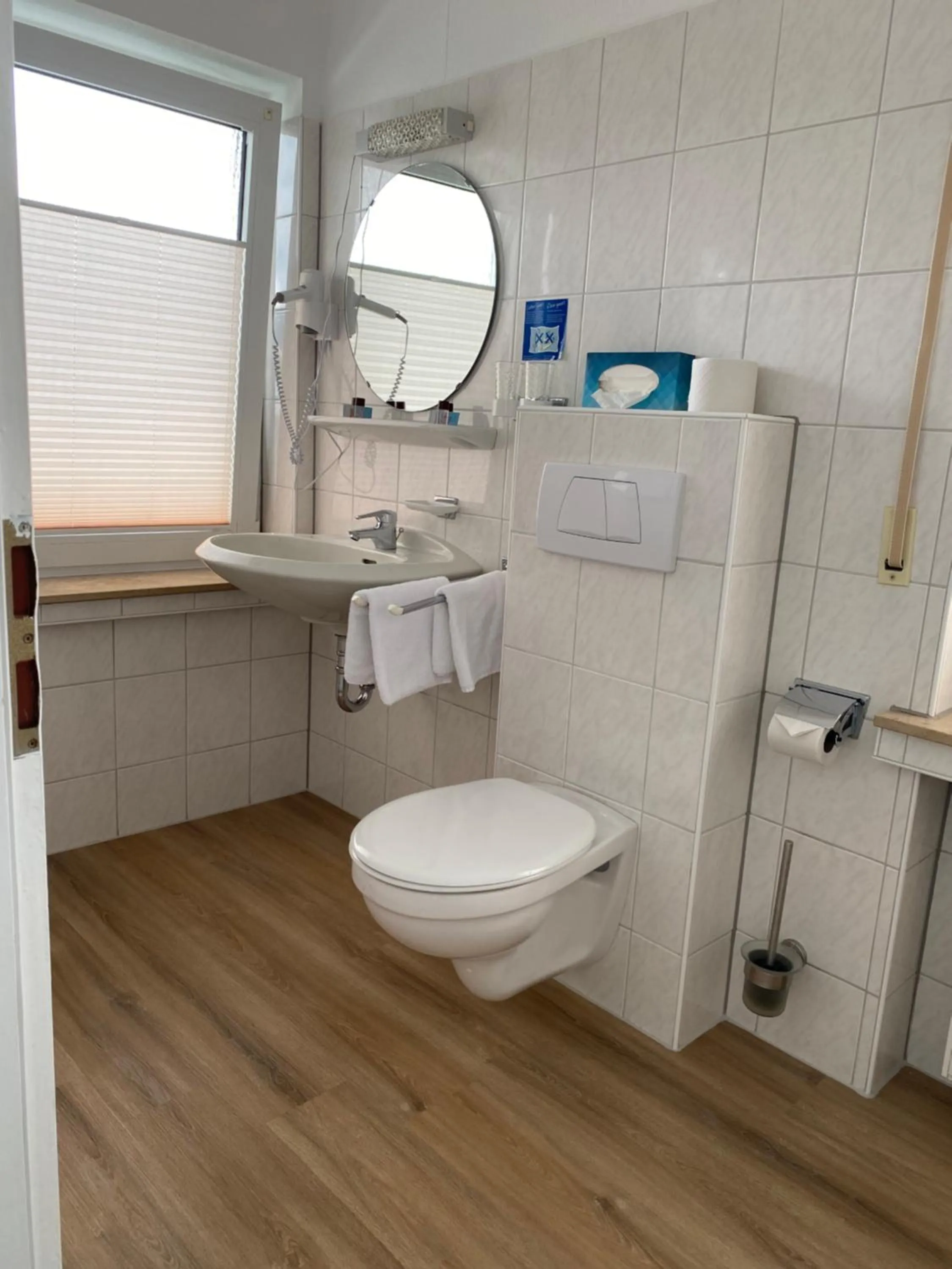 Bathroom in Sevda's Hotel Garni Weinforth