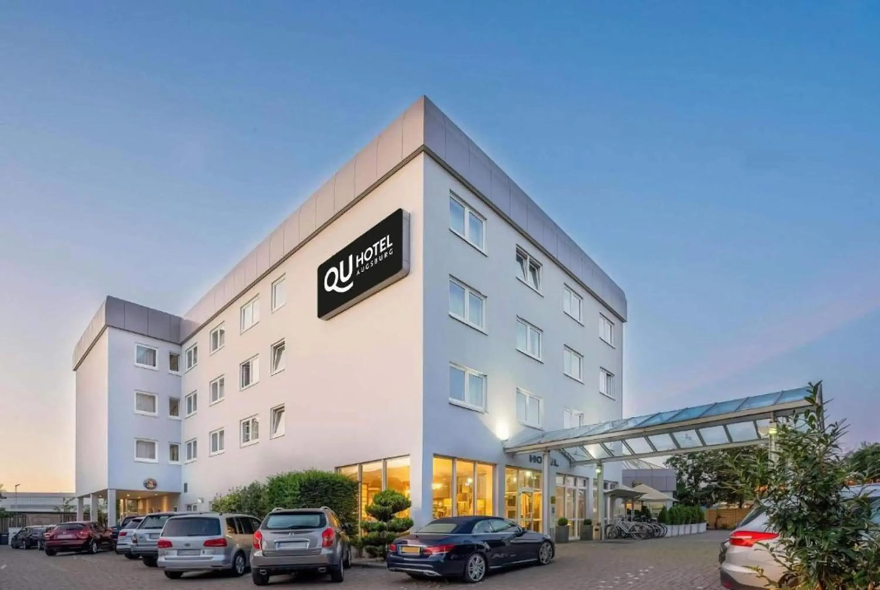 Property building in QU Hotel, Trademark Collection by Wyndham Property building in QU Hotel, Trademark Collection by Wyndham