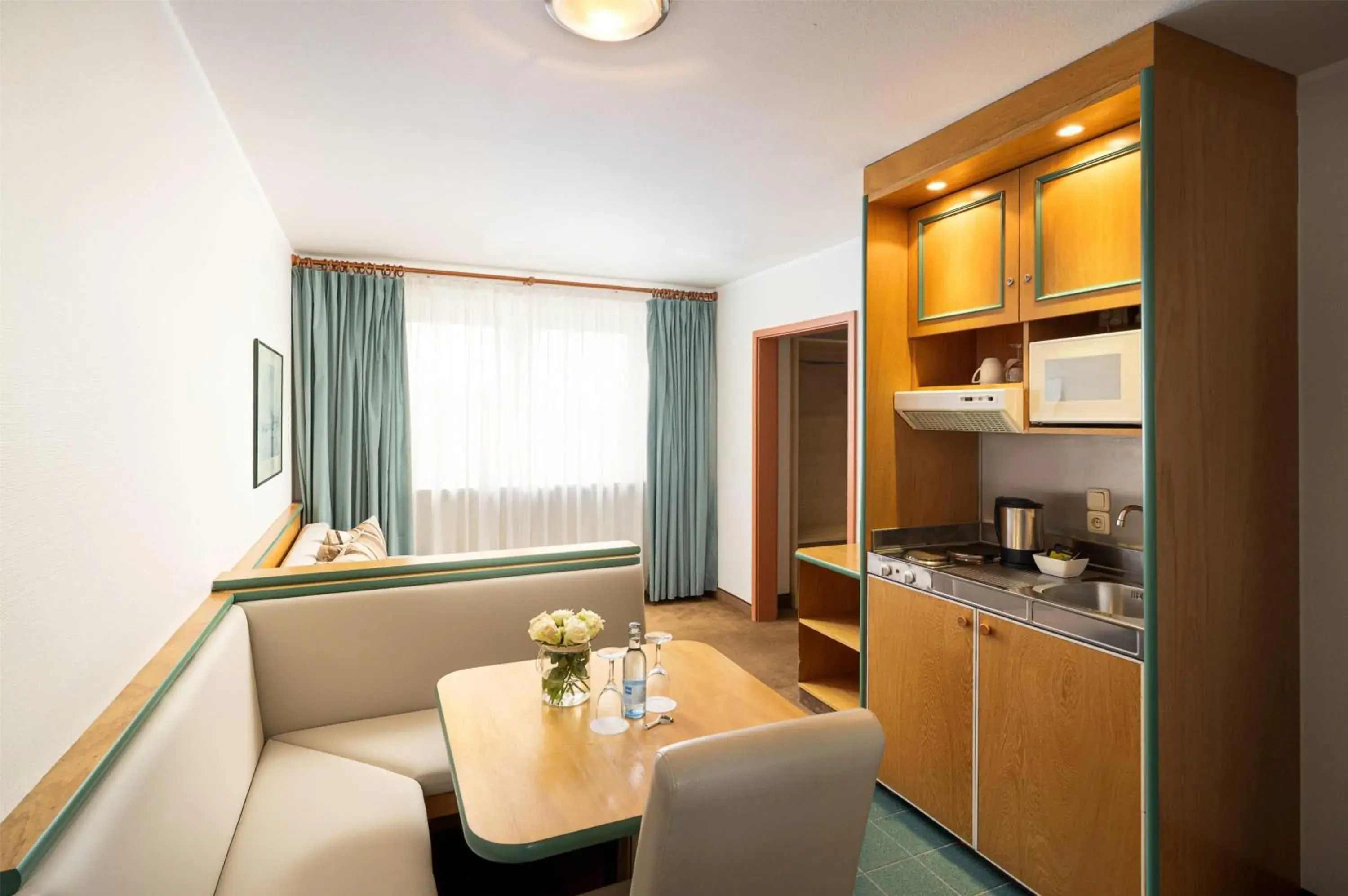 Photo of the whole room in QU Hotel, Trademark Collection by Wyndham Photo of the whole room in QU Hotel, Trademark Collection by Wyndham