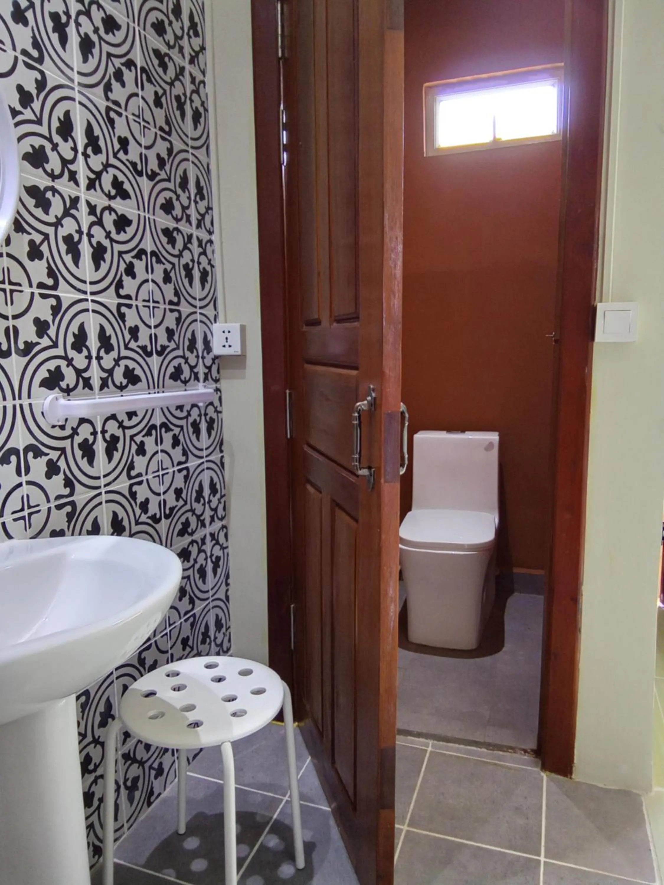 Toilet in Koh Ker Hotel and Restaurant
