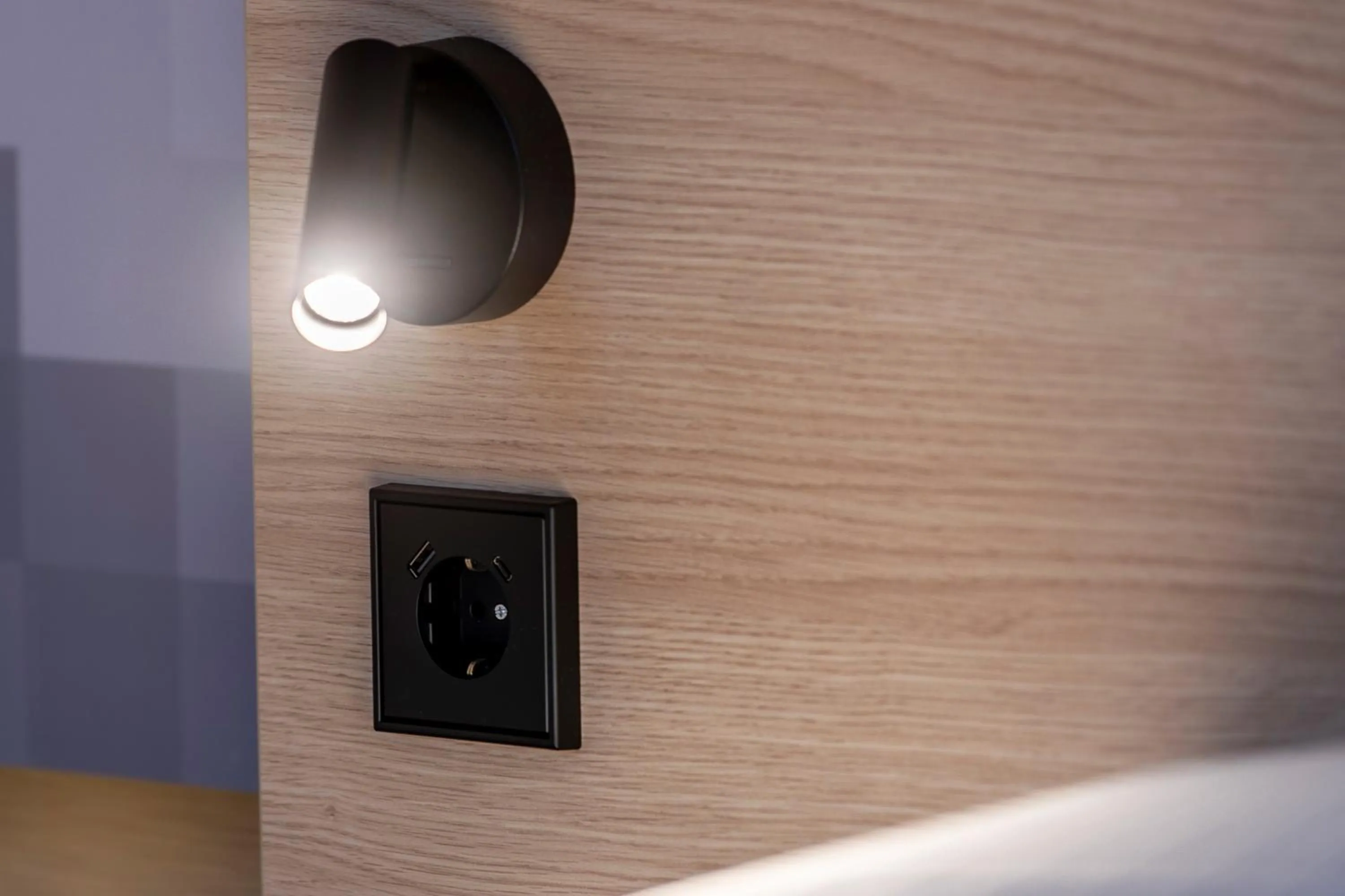 Bedroom in MEININGER Hotel München Zentrum