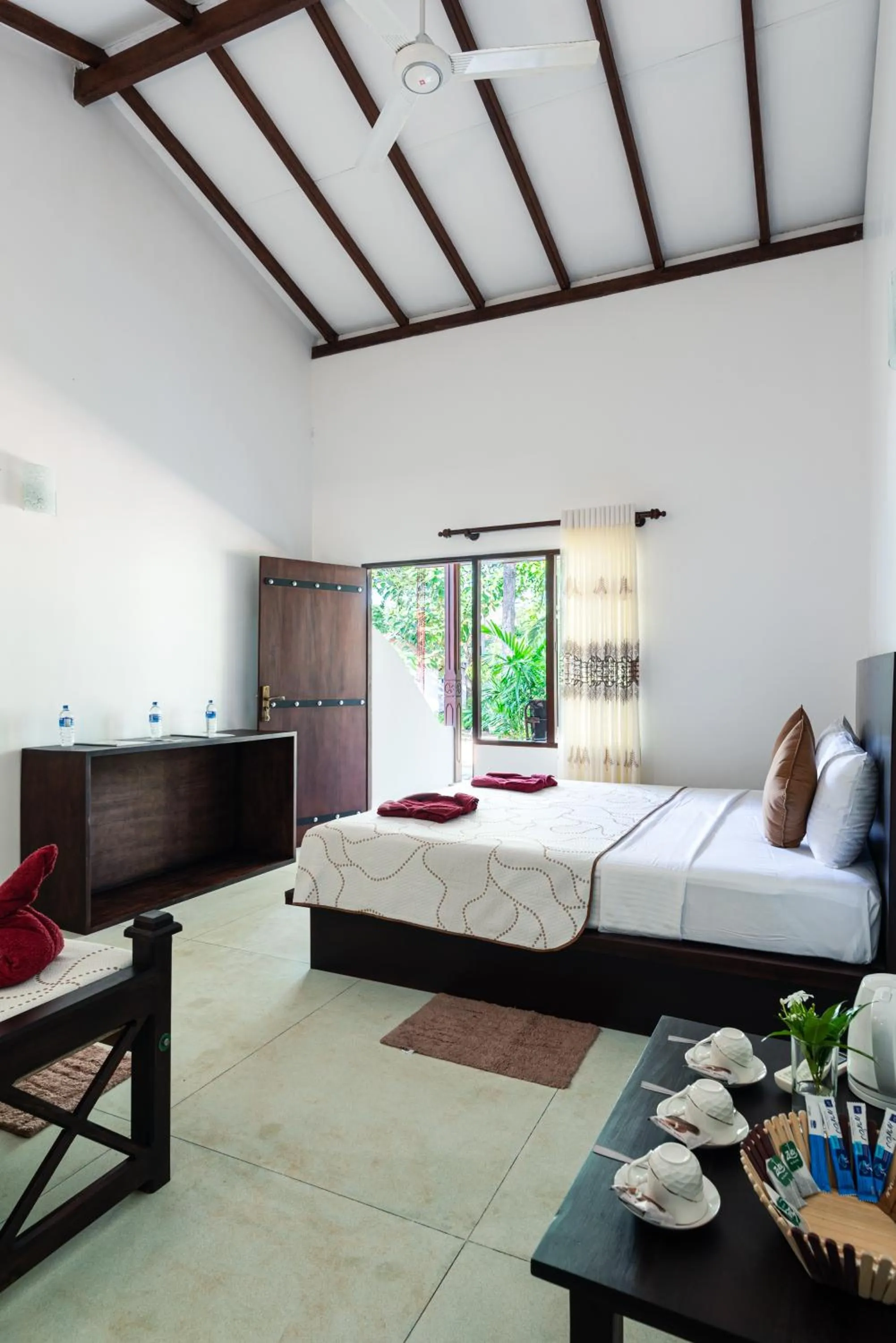 Bed in La Dolce Vita