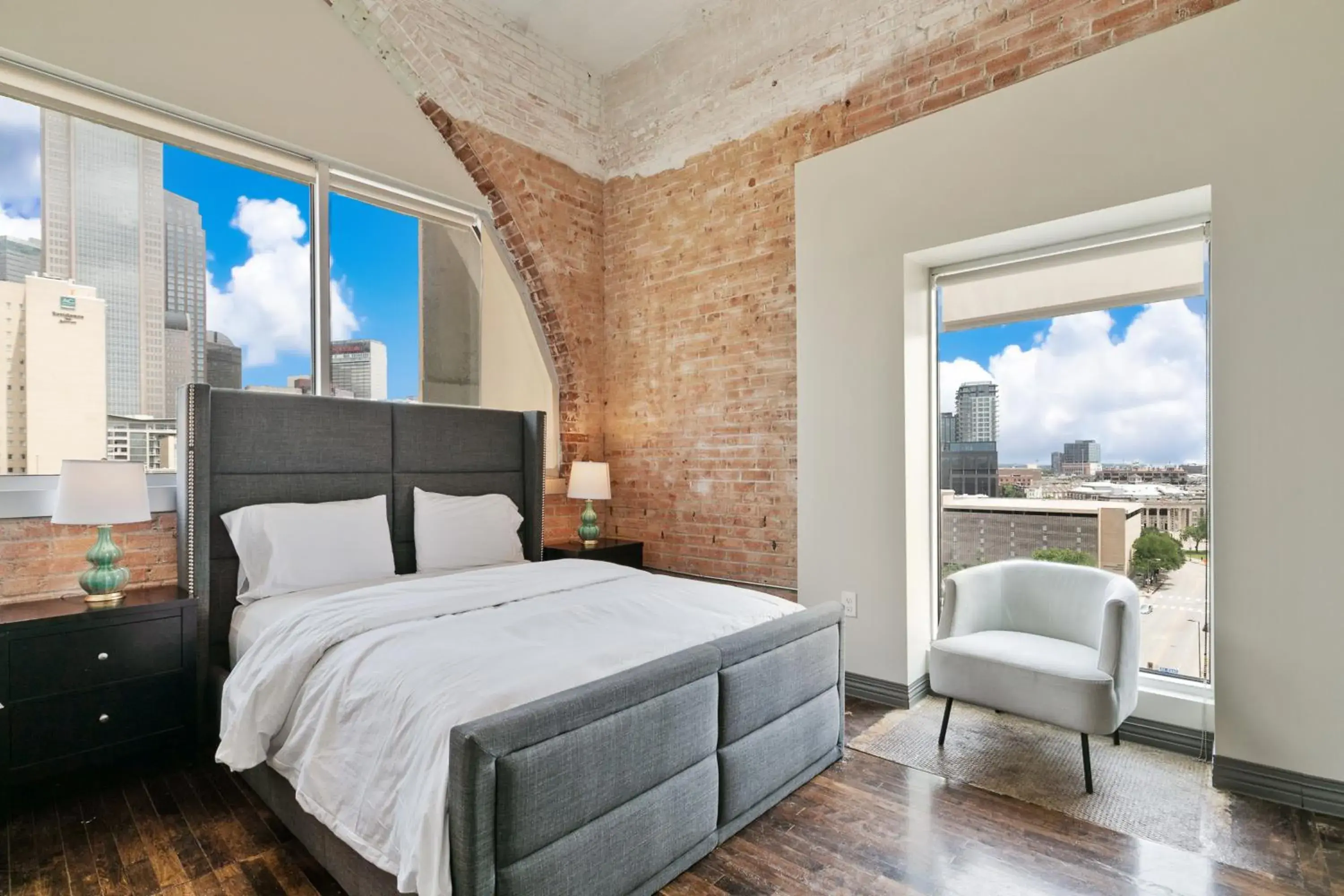 Industrial-Chic 2BR Apt |Pool+Views in Luxury Downtown Dallas Stay by Amyfinehouse Industrial-Chic 2BR Apt |Pool+Views in Luxury Downtown Dallas Stay by Amyfinehouse