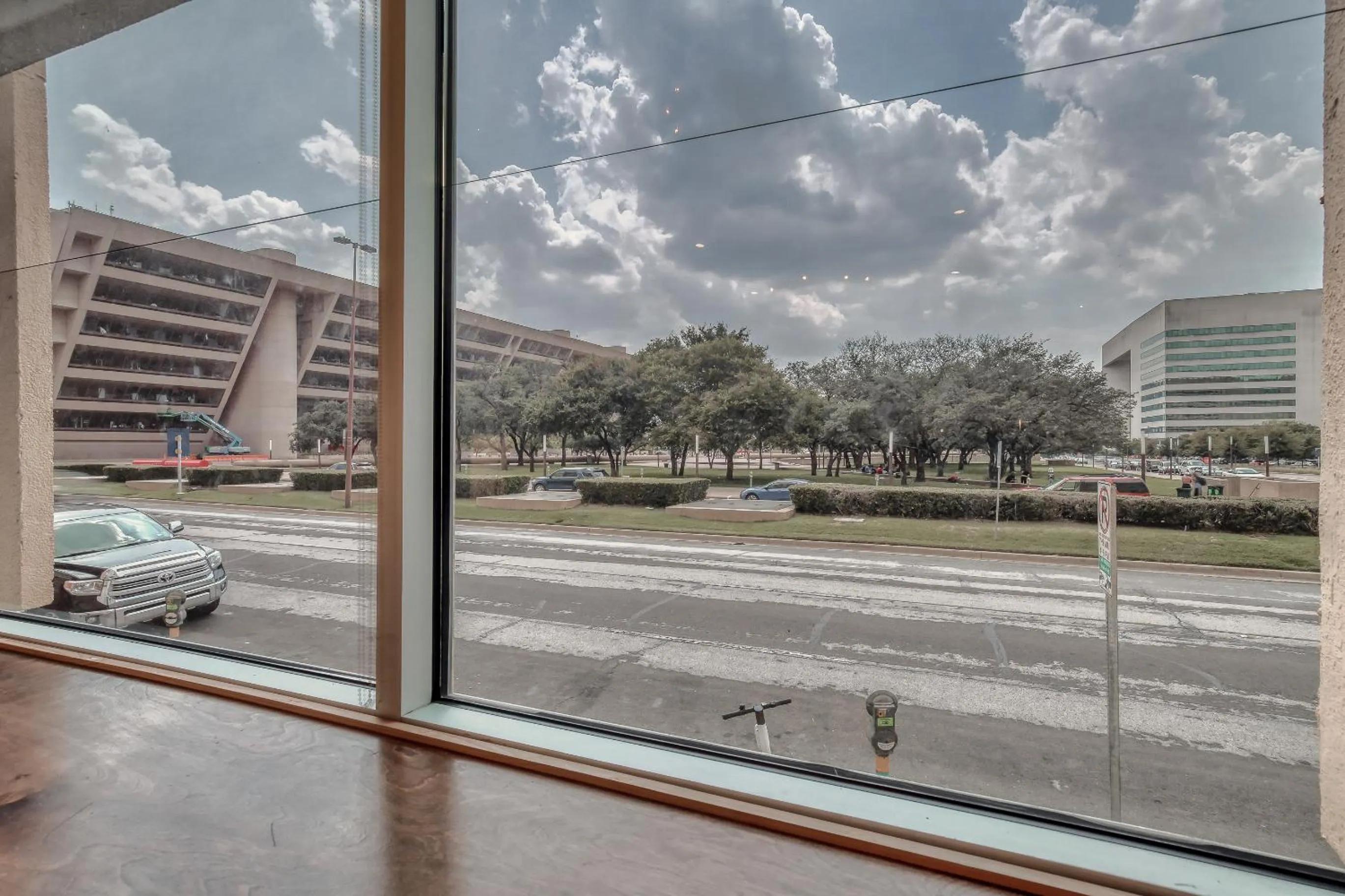 Property building in Luxury Downtown Dallas Stay by Amyfinehouse