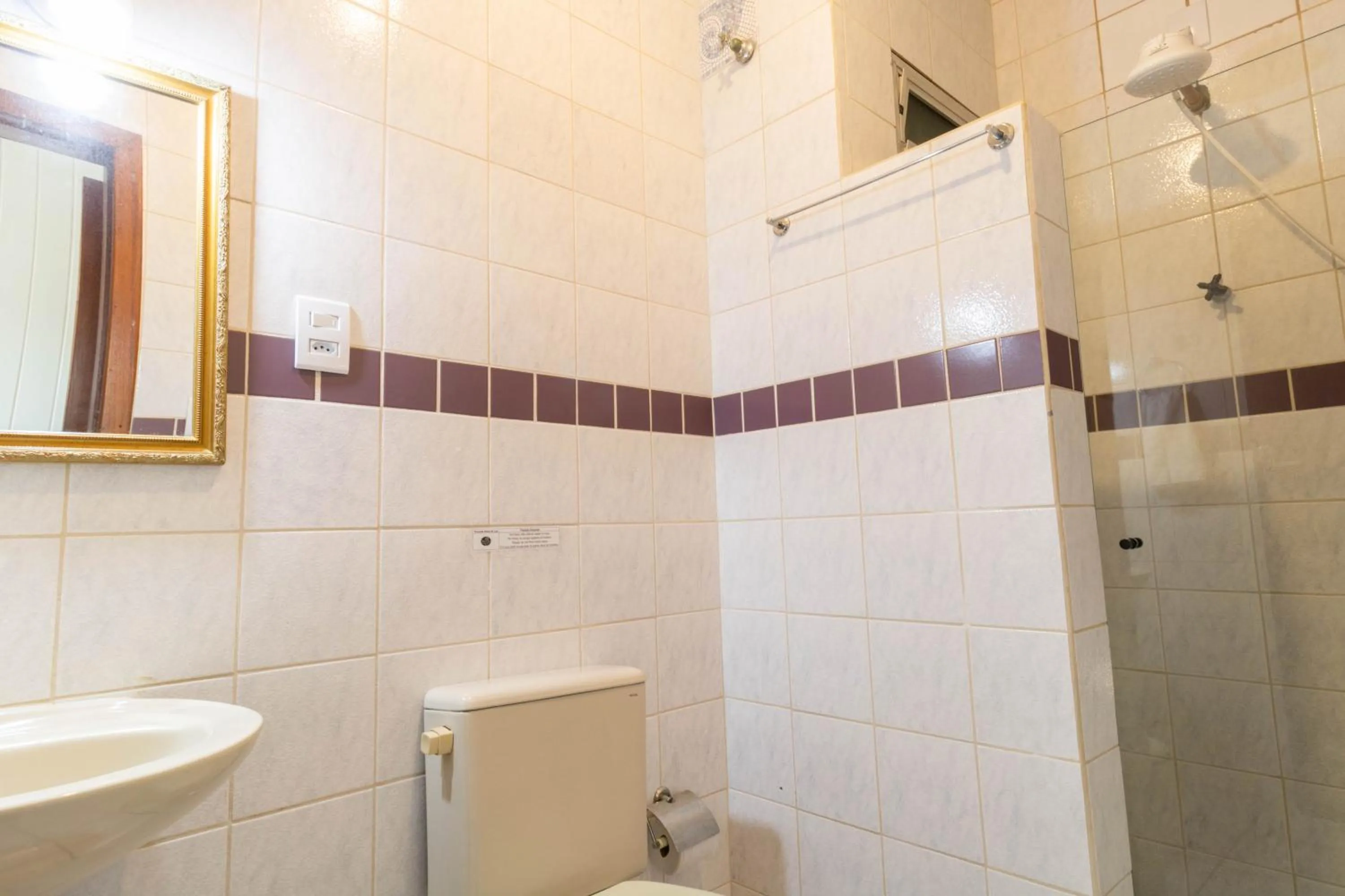 Bathroom in Pousada Maré de Lua