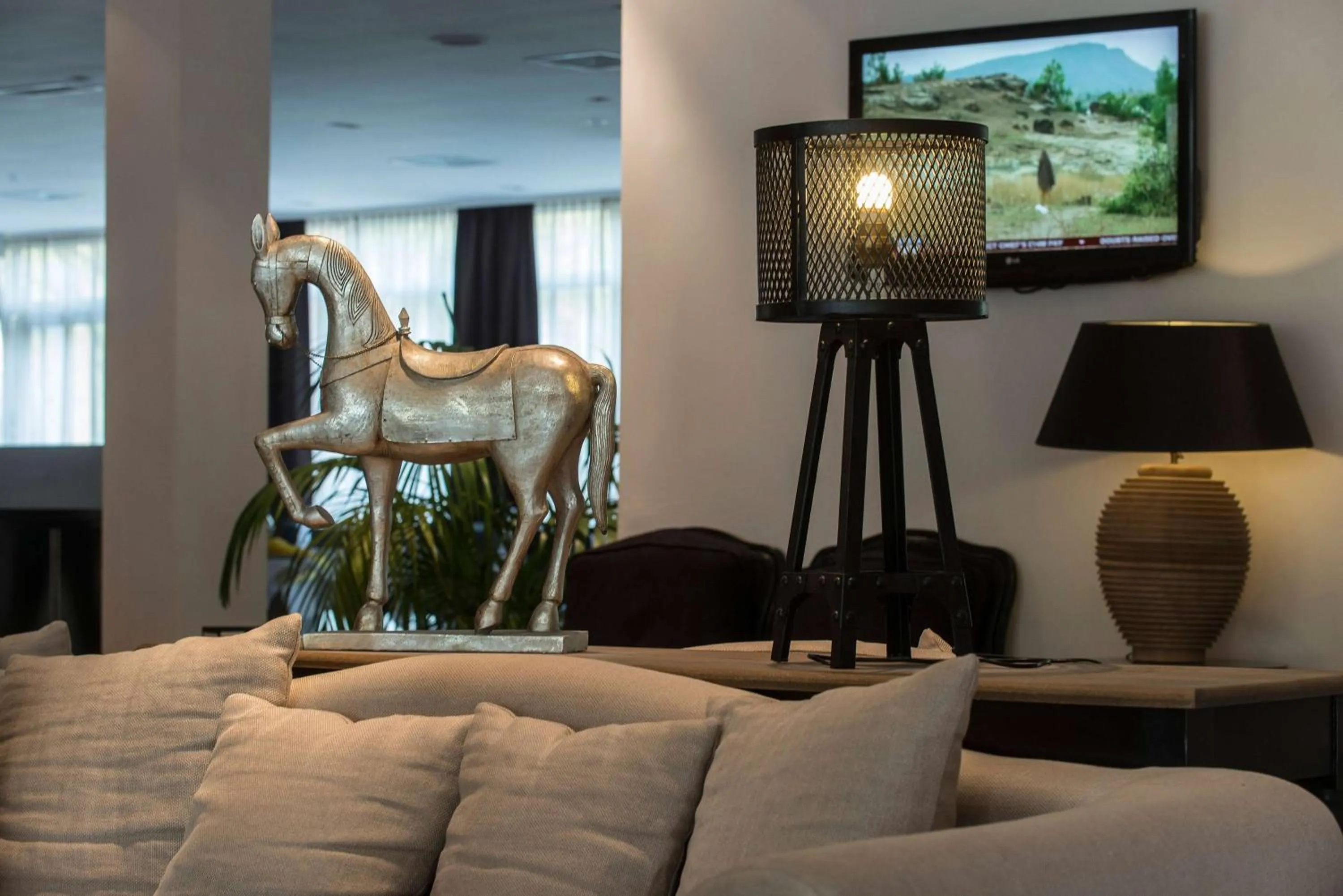 Lobby or reception, Seating Area in Tryp By Wyndham Wuppertal