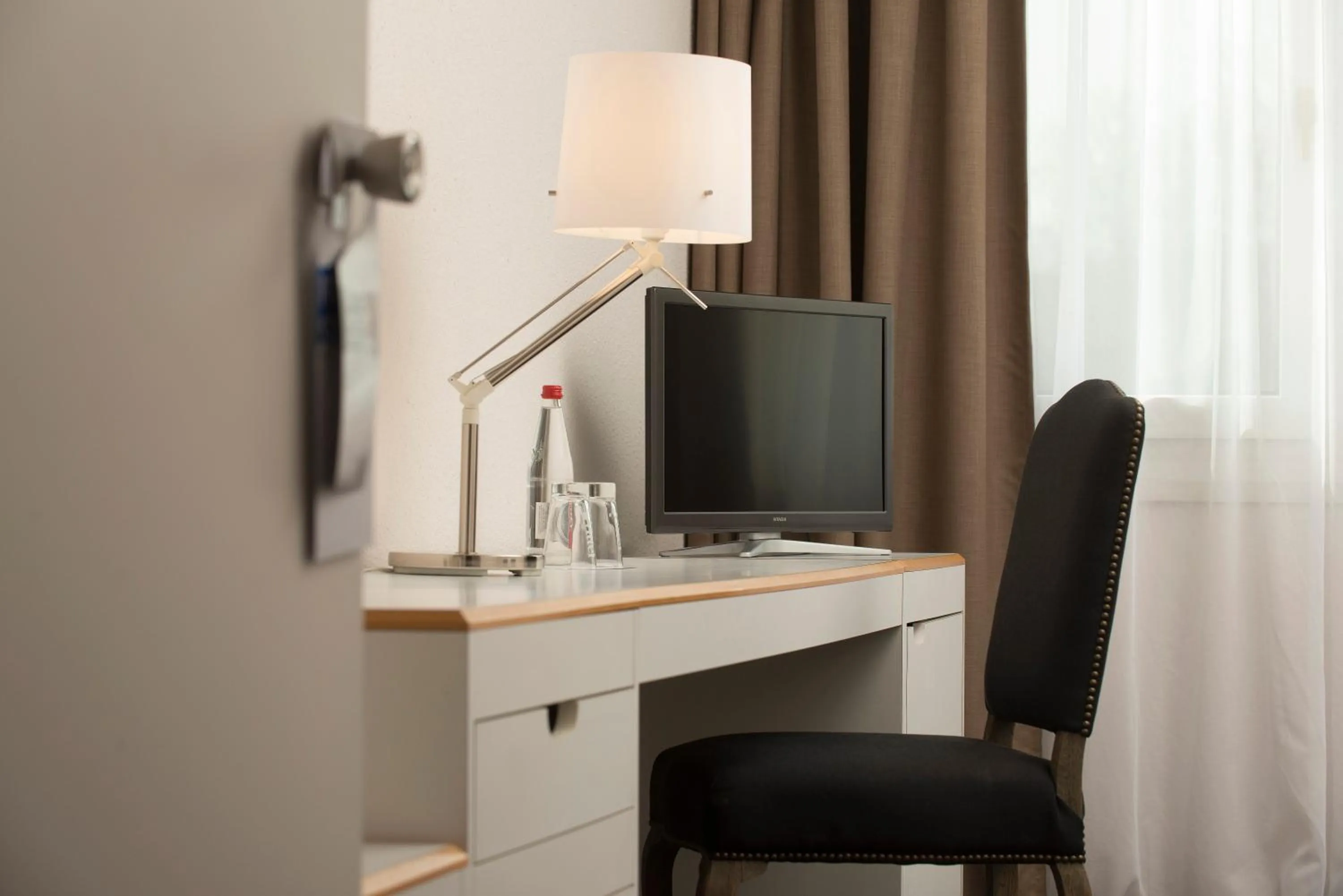 TV and multimedia, TV/Entertainment Center in Tryp By Wyndham Wuppertal