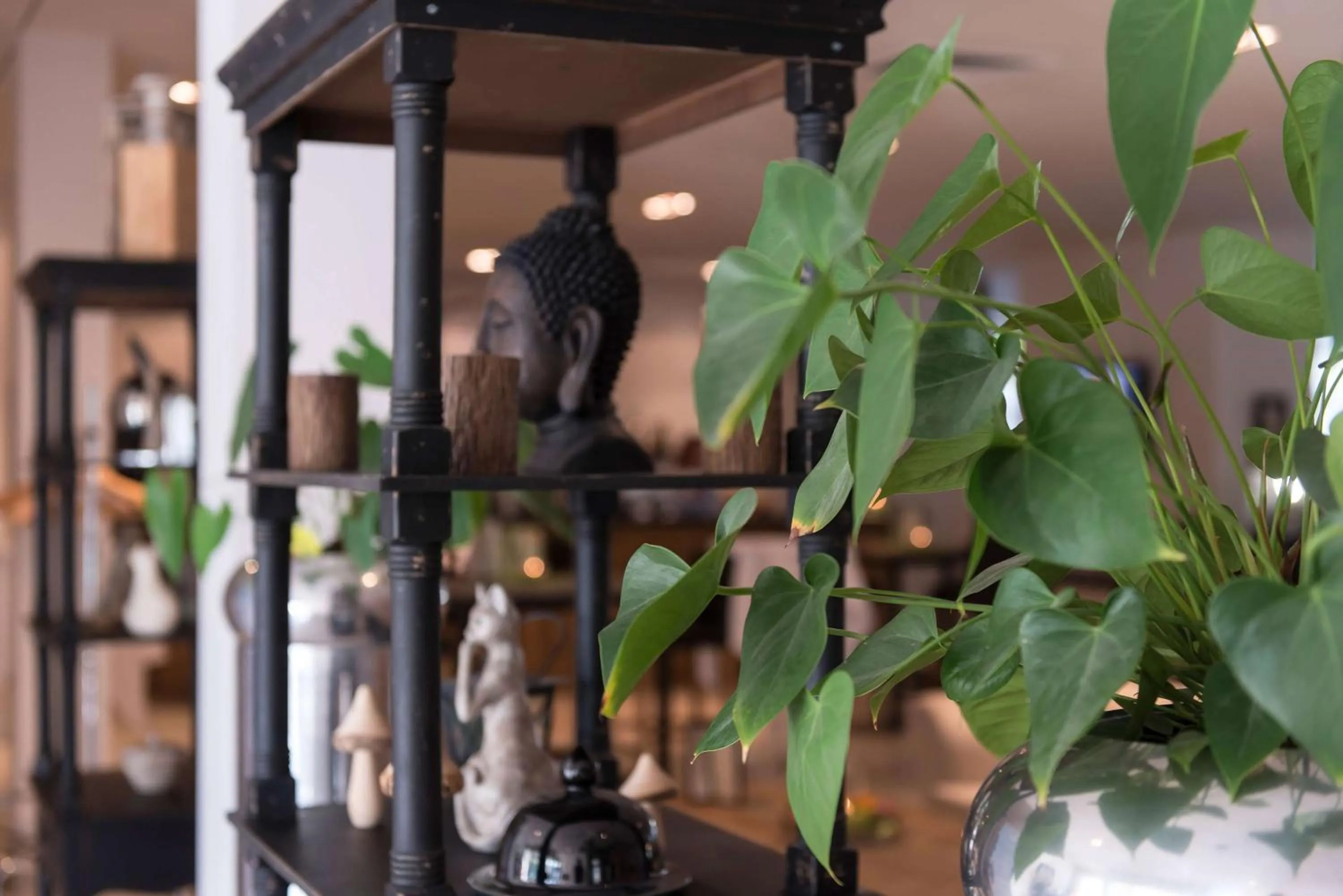 Lobby or reception in Tryp By Wyndham Wuppertal