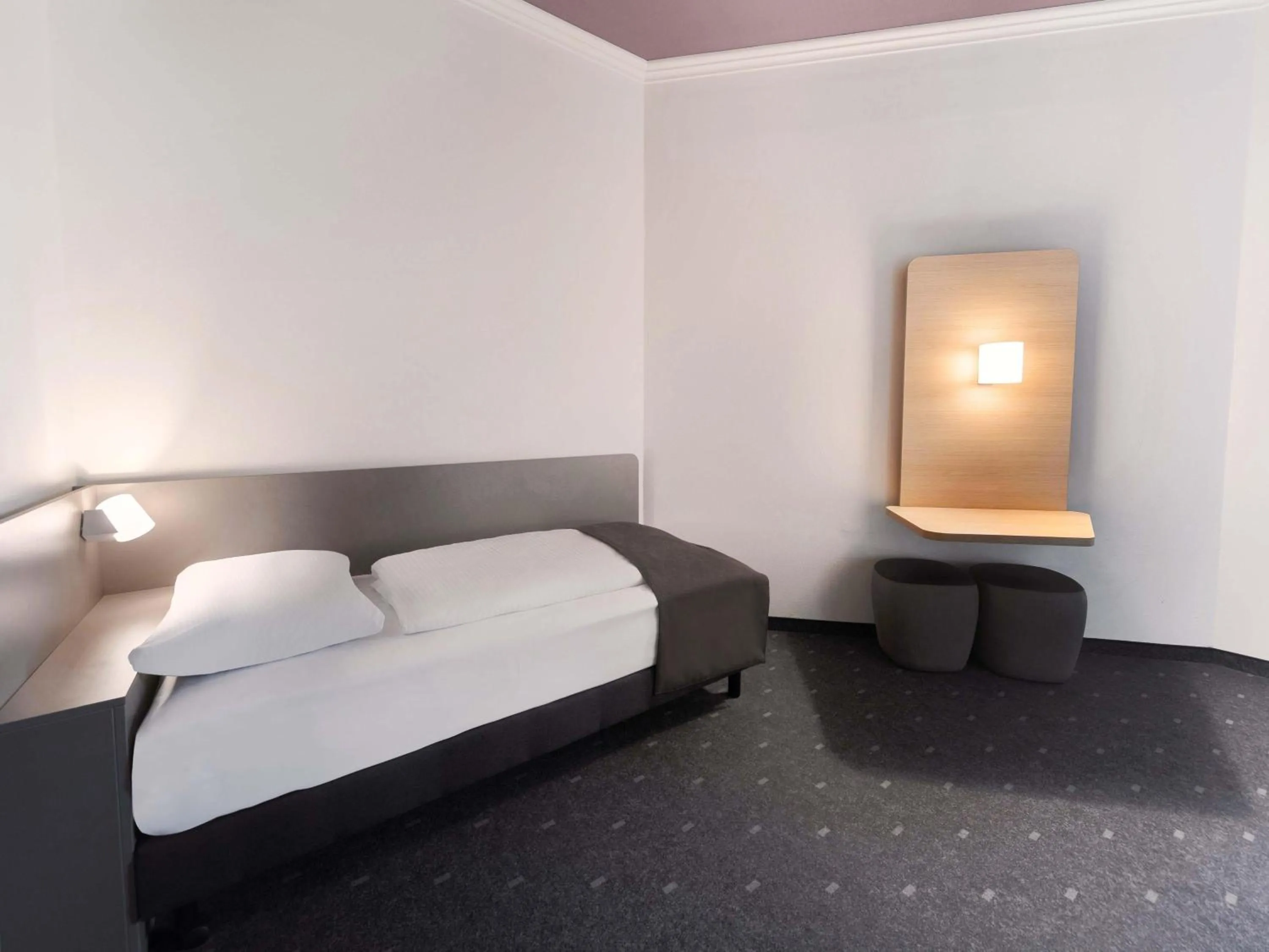 Photo of the whole room, Bed in B&B HOTEL Gera