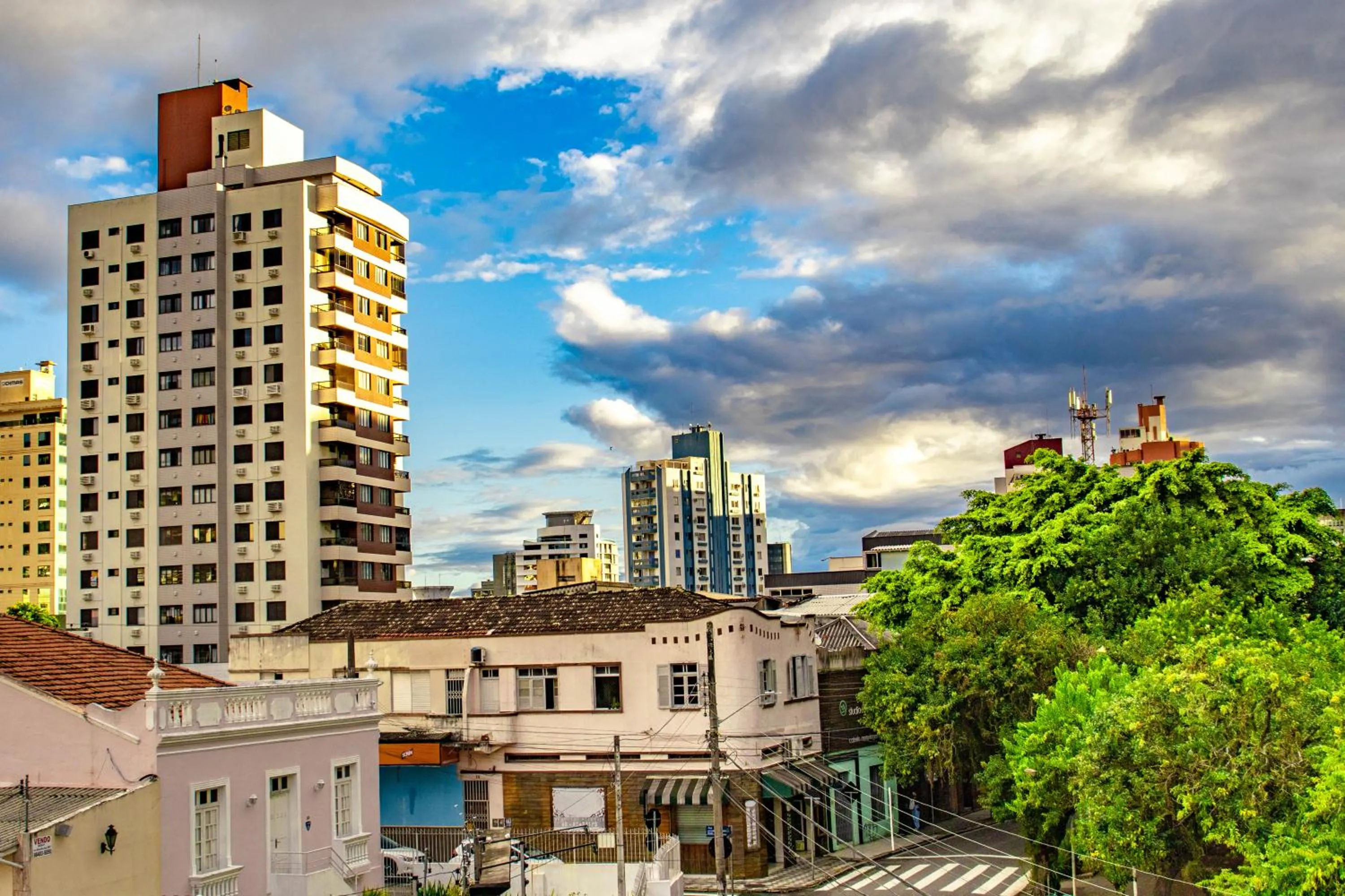 Day in Esquina 8 Suítes Confort & Hostel