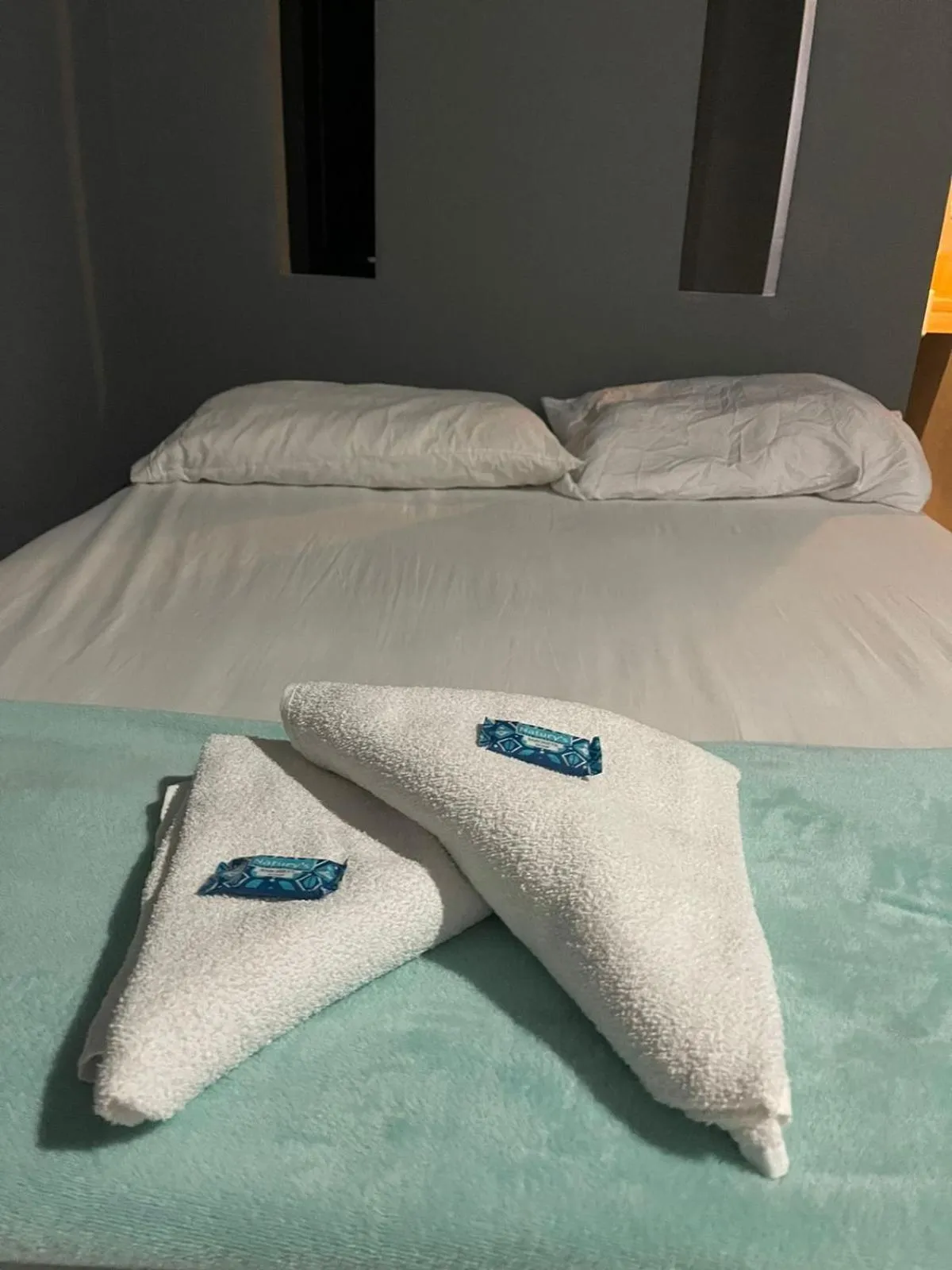 Bed in Esquina 8 Suítes Confort & Hostel