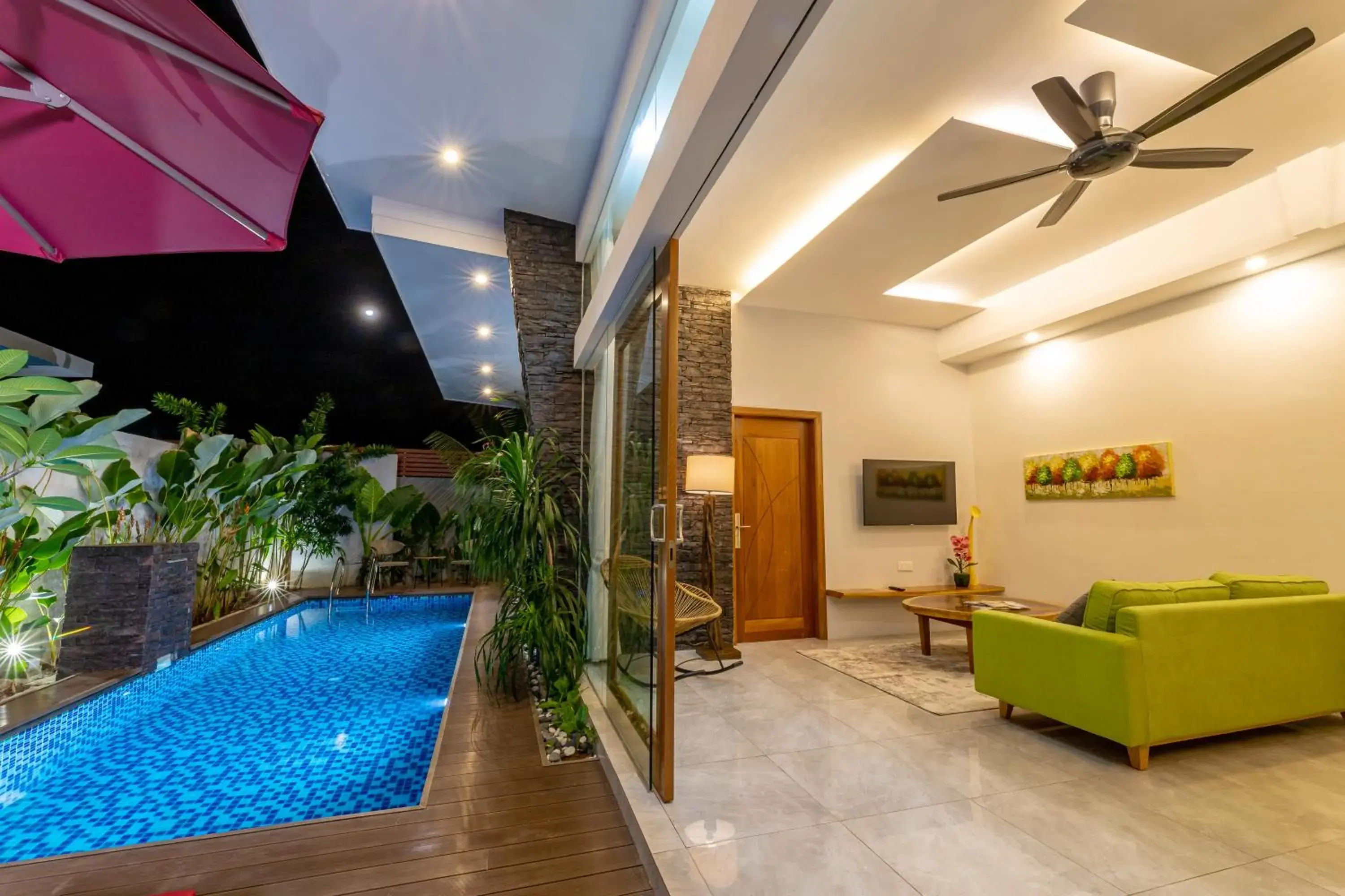 Pool view in Maneh Villa Langkawi - Private Pool Pool view in Maneh Villa Langkawi - Private Pool