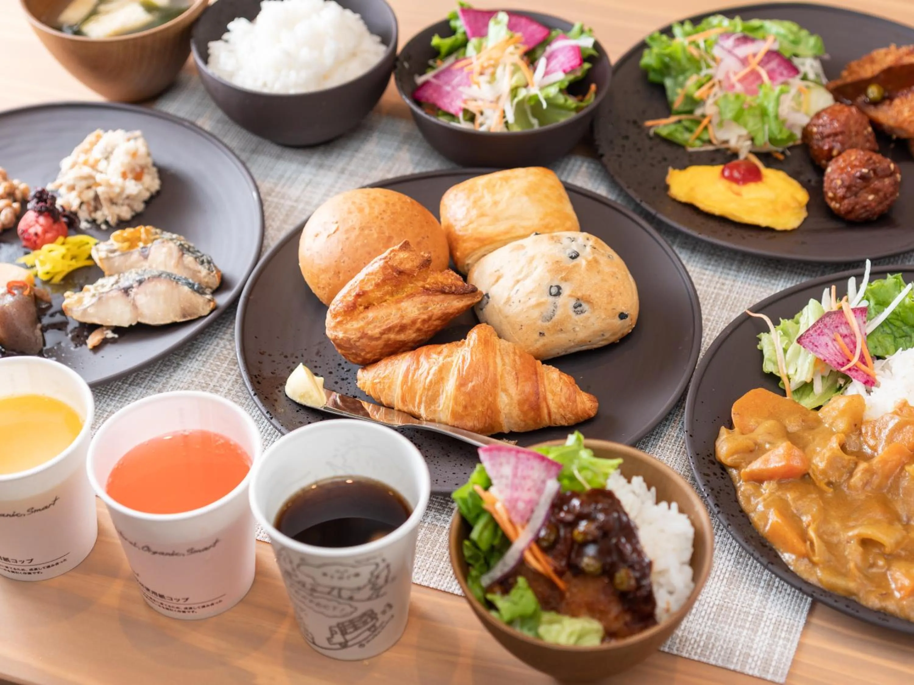 Buffet breakfast in Super Hotel Okayama Station Higashiguchi