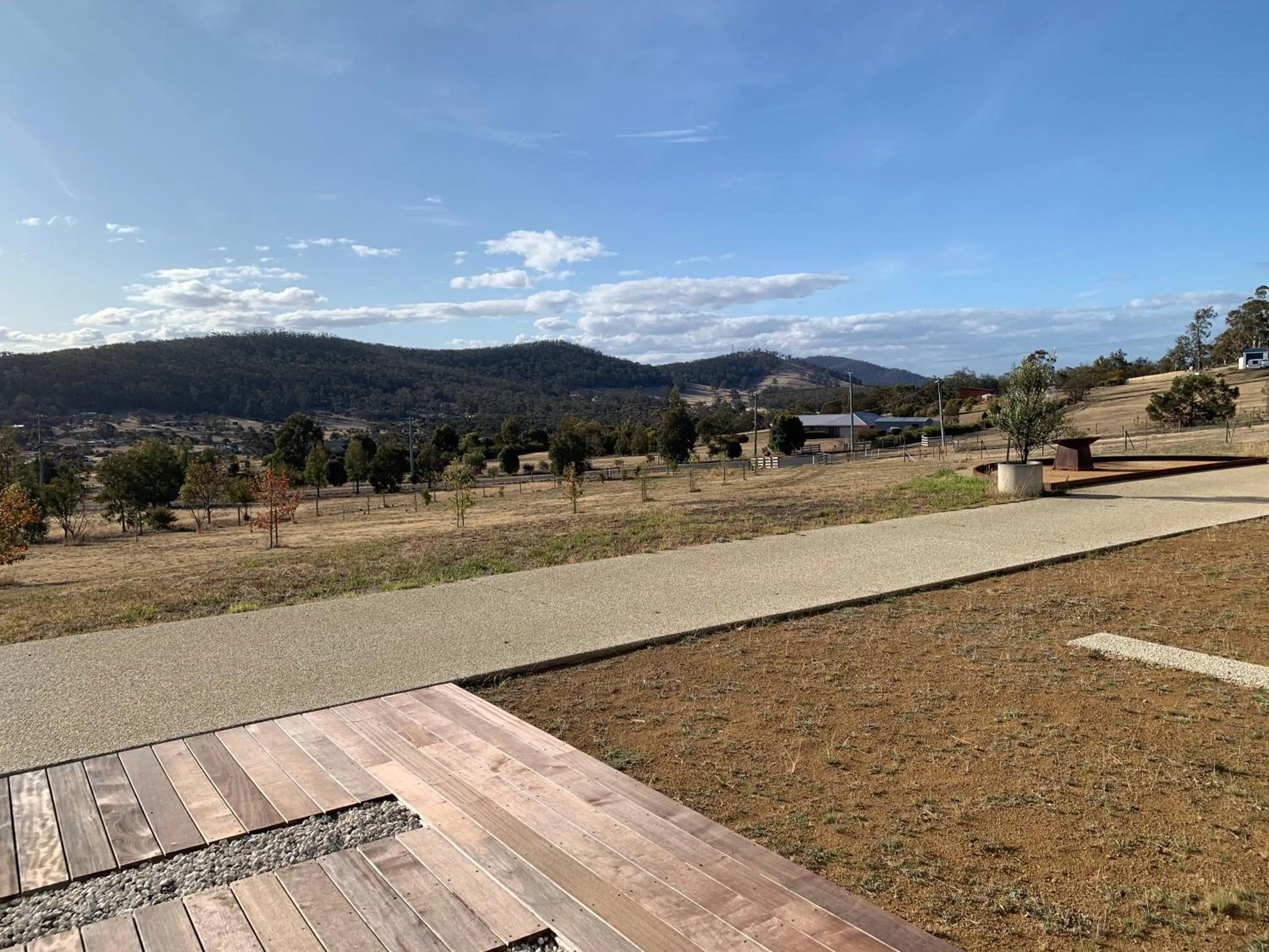 Patio in Couples Retreat with Mountain View Near Hobart