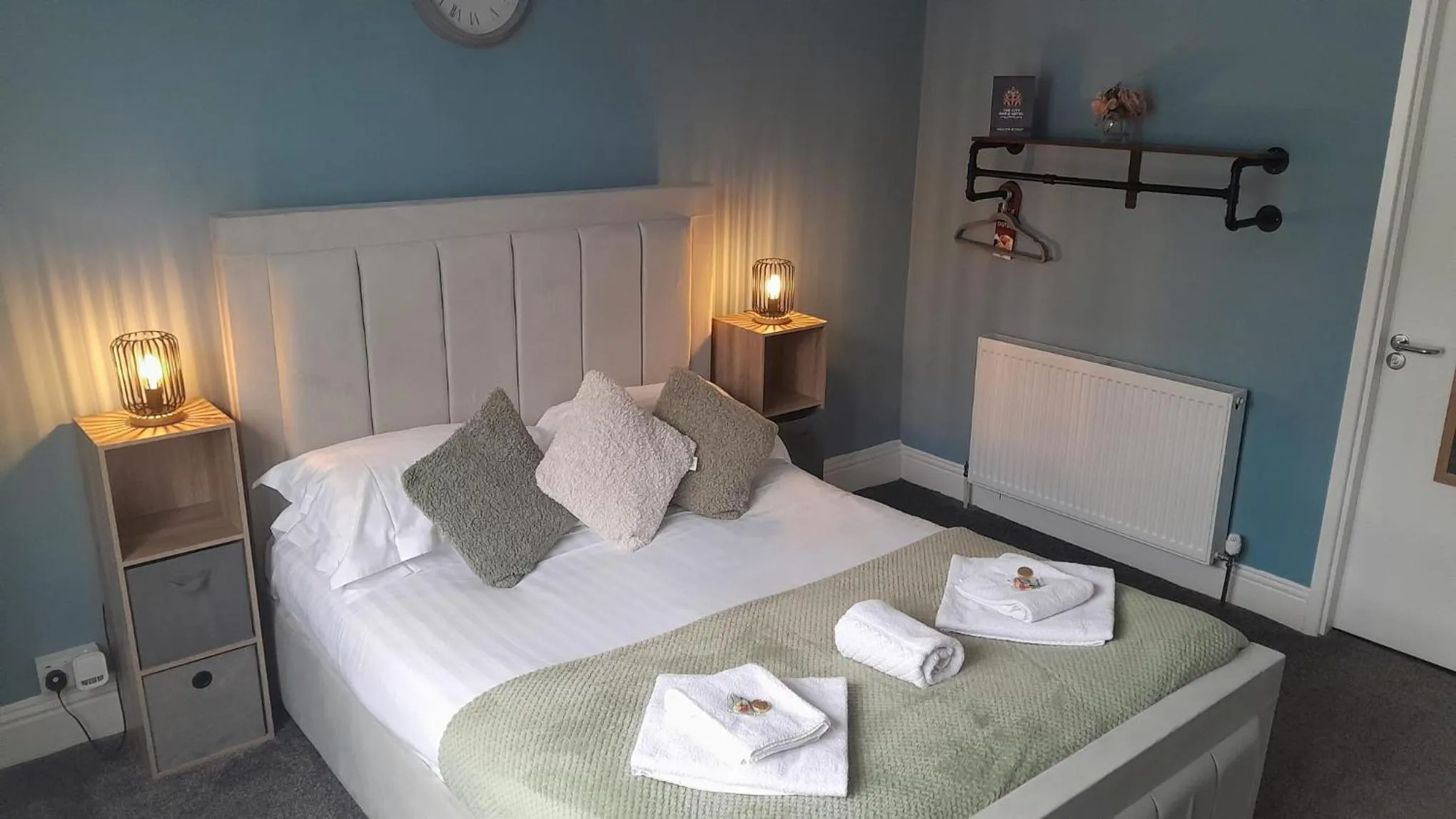 Bedroom, Bed in The City Hotel