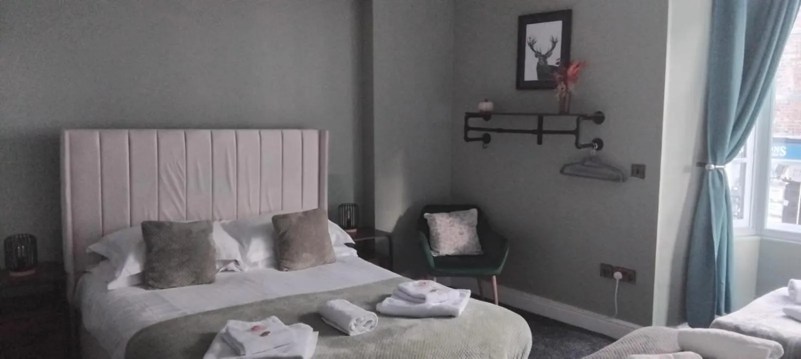 Bedroom, Bed in The City Hotel