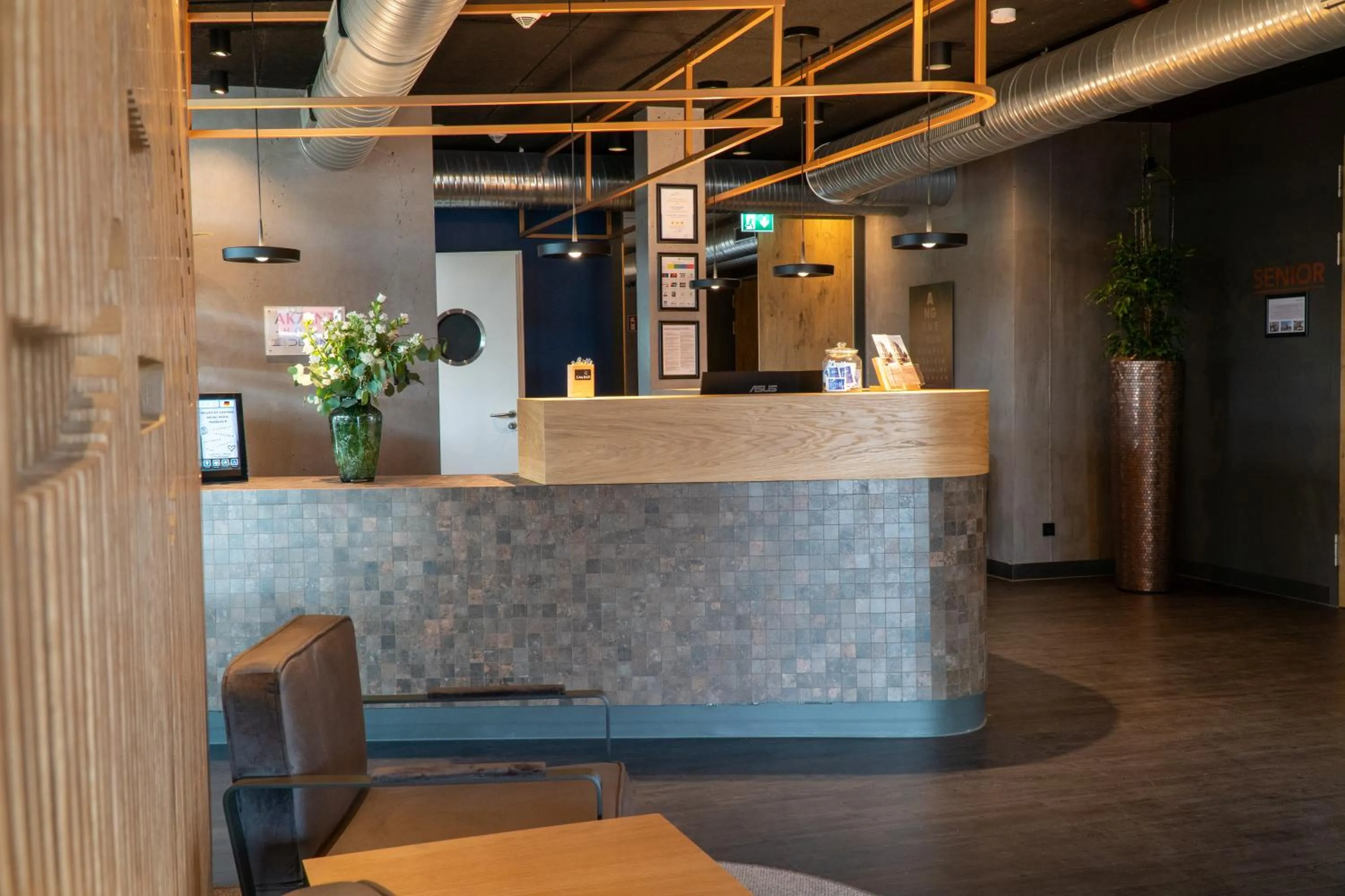 Lobby or reception in AKZENT Hotel DÉJANIL