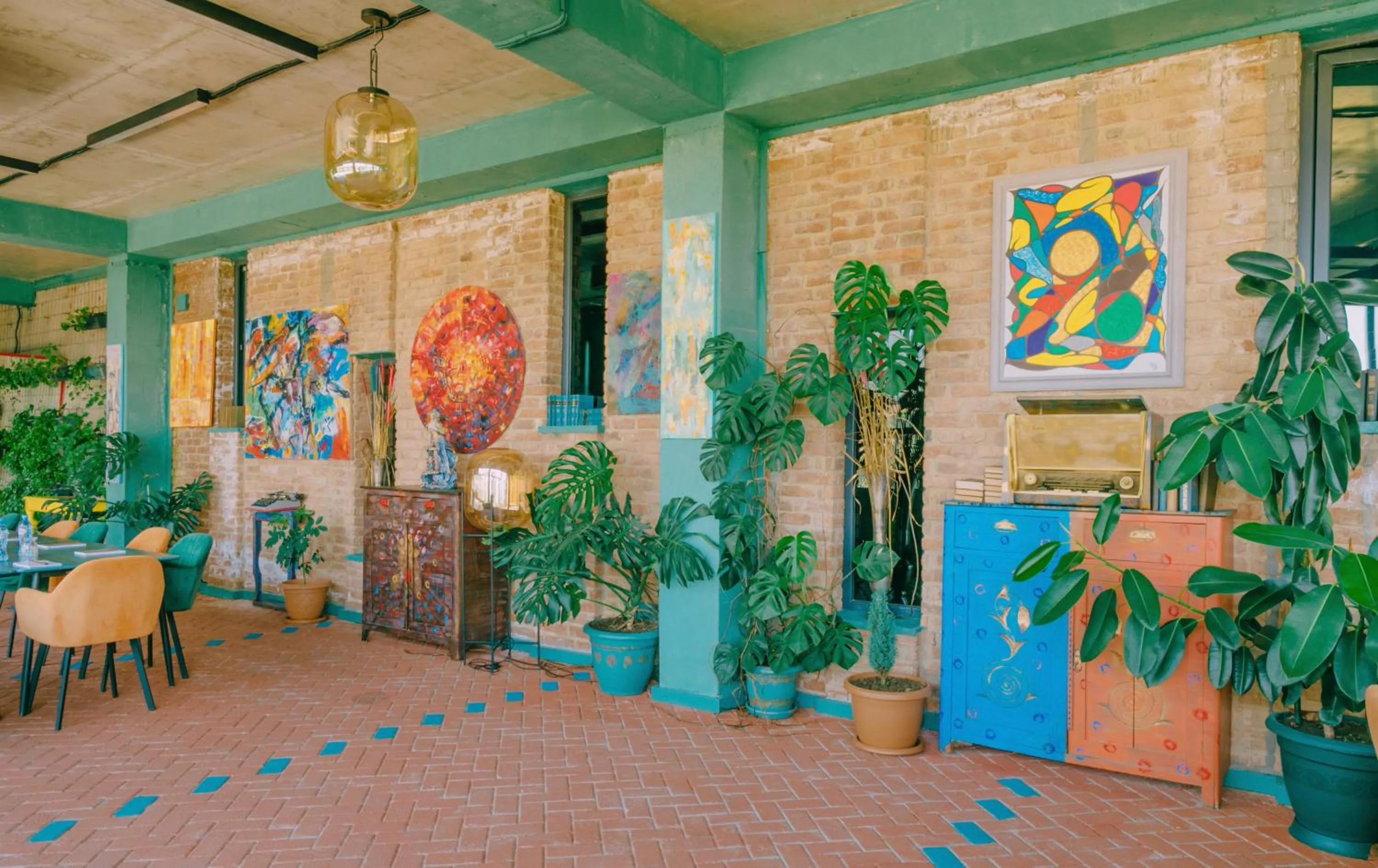 Business facilities in Mtserlebi Resort