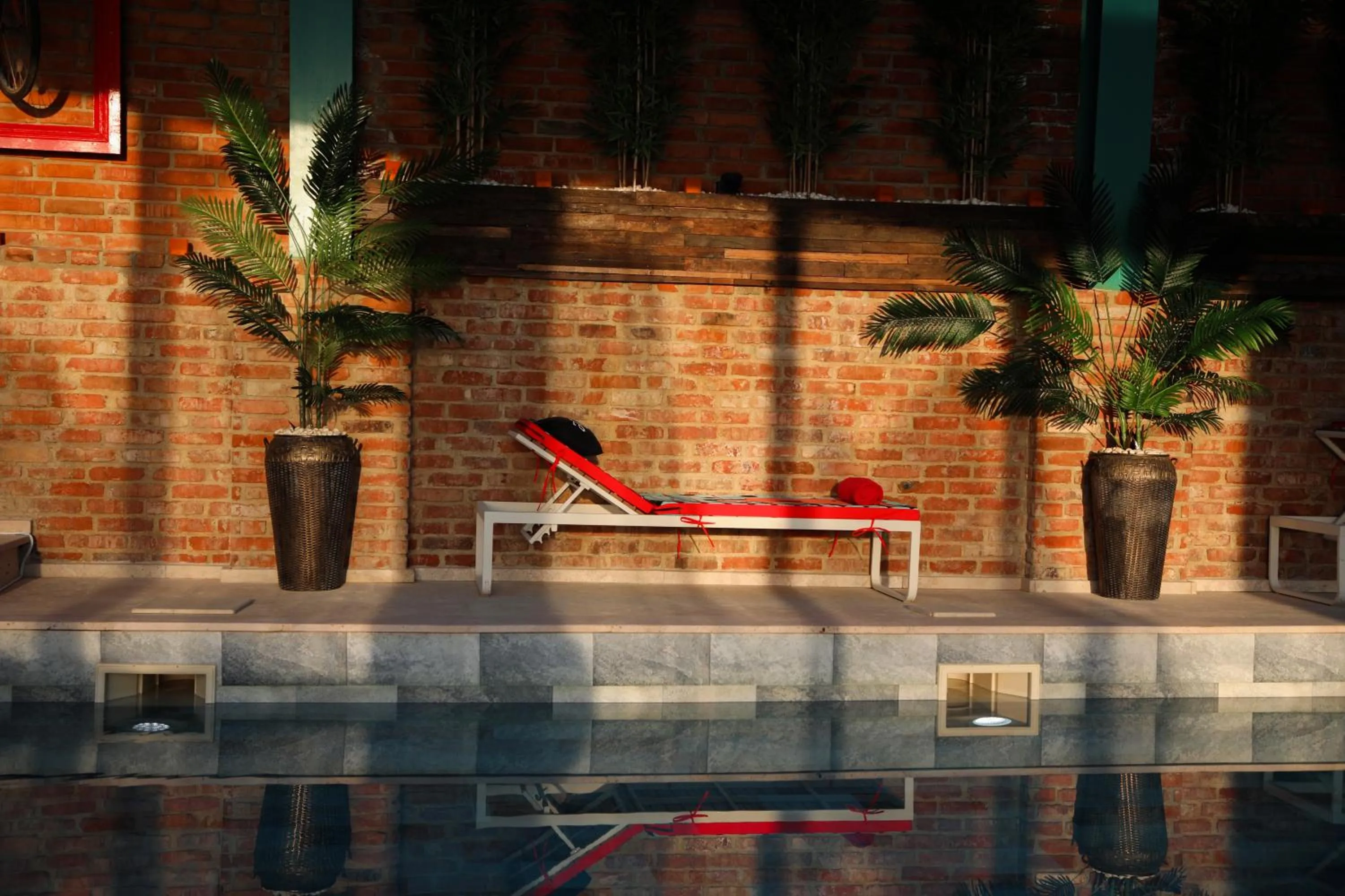 Swimming pool in Mtserlebi Resort