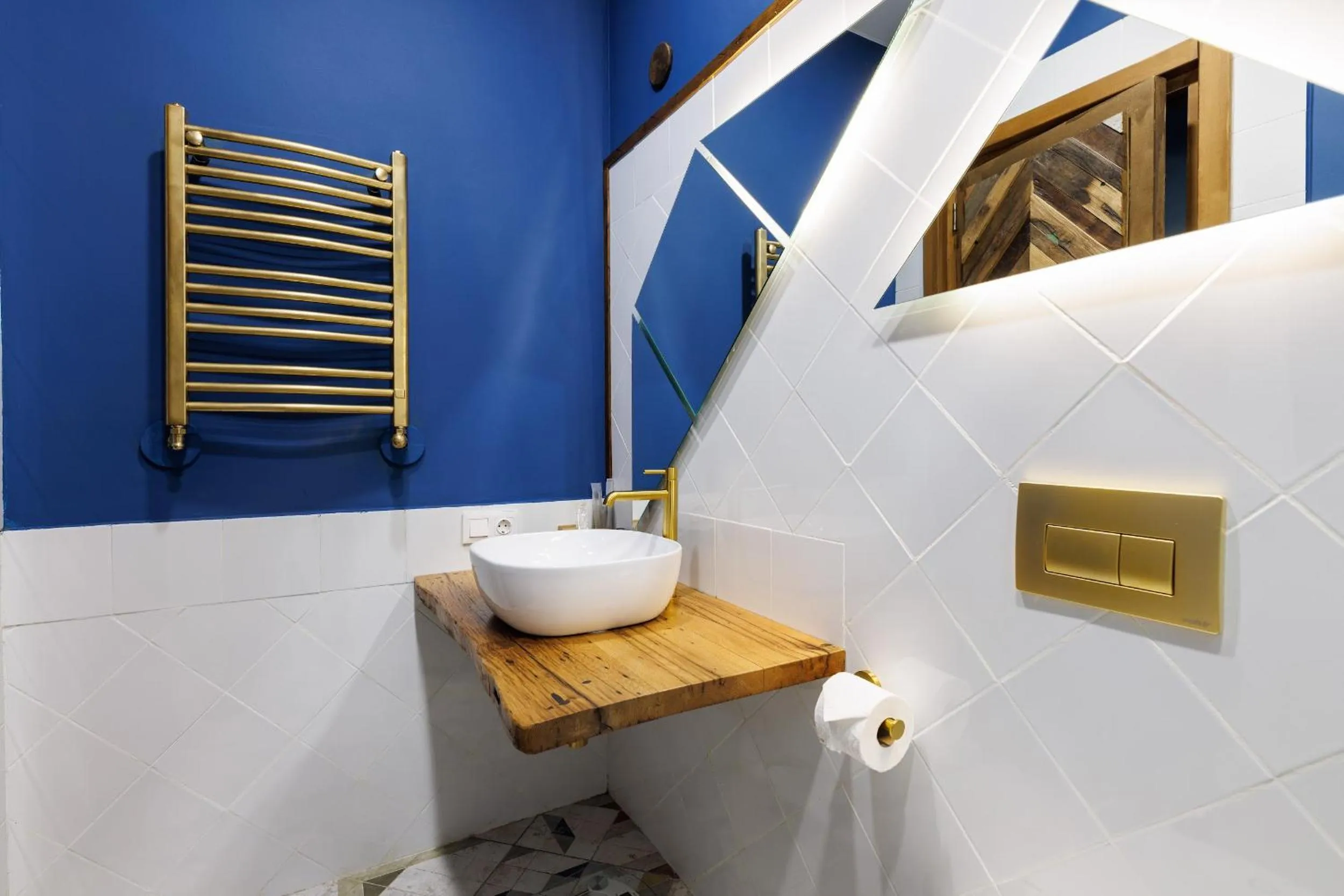 Toilet in Mtserlebi Resort