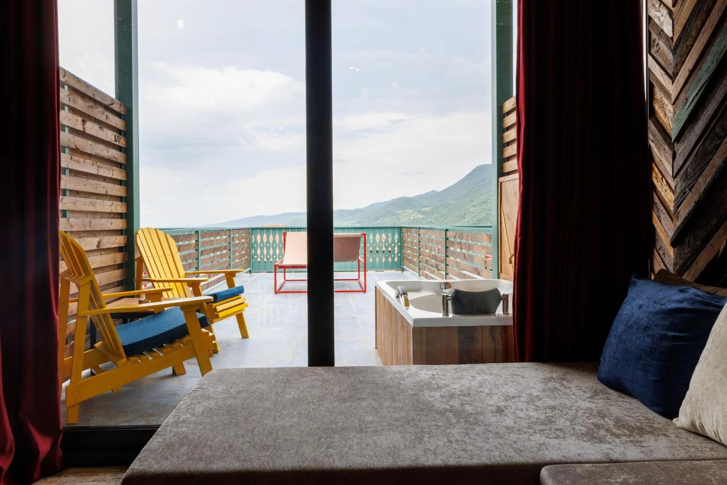 Hot Tub in Mtserlebi Resort