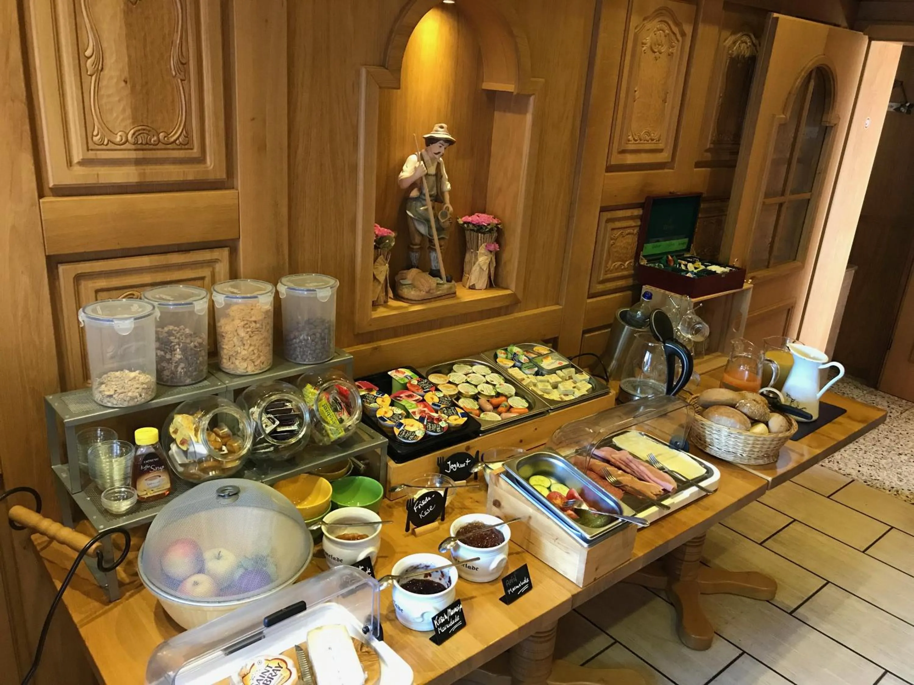 Dining area in Hotel Restaurant Alt Laubach