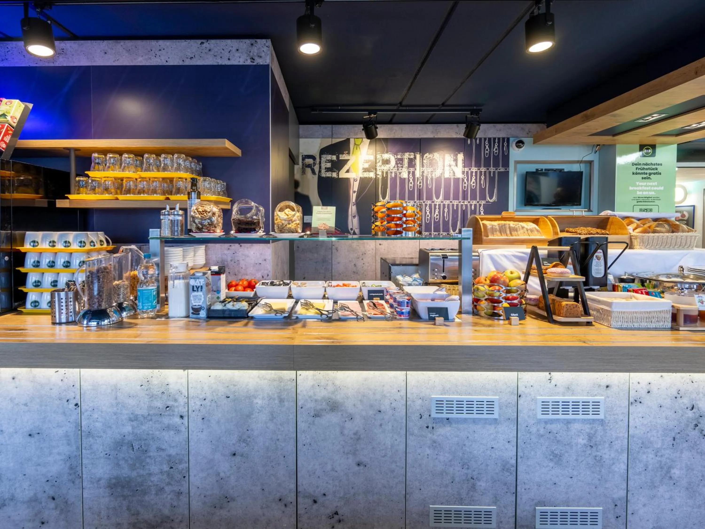 Restaurant/places to eat in ibis budget Giessen Linden