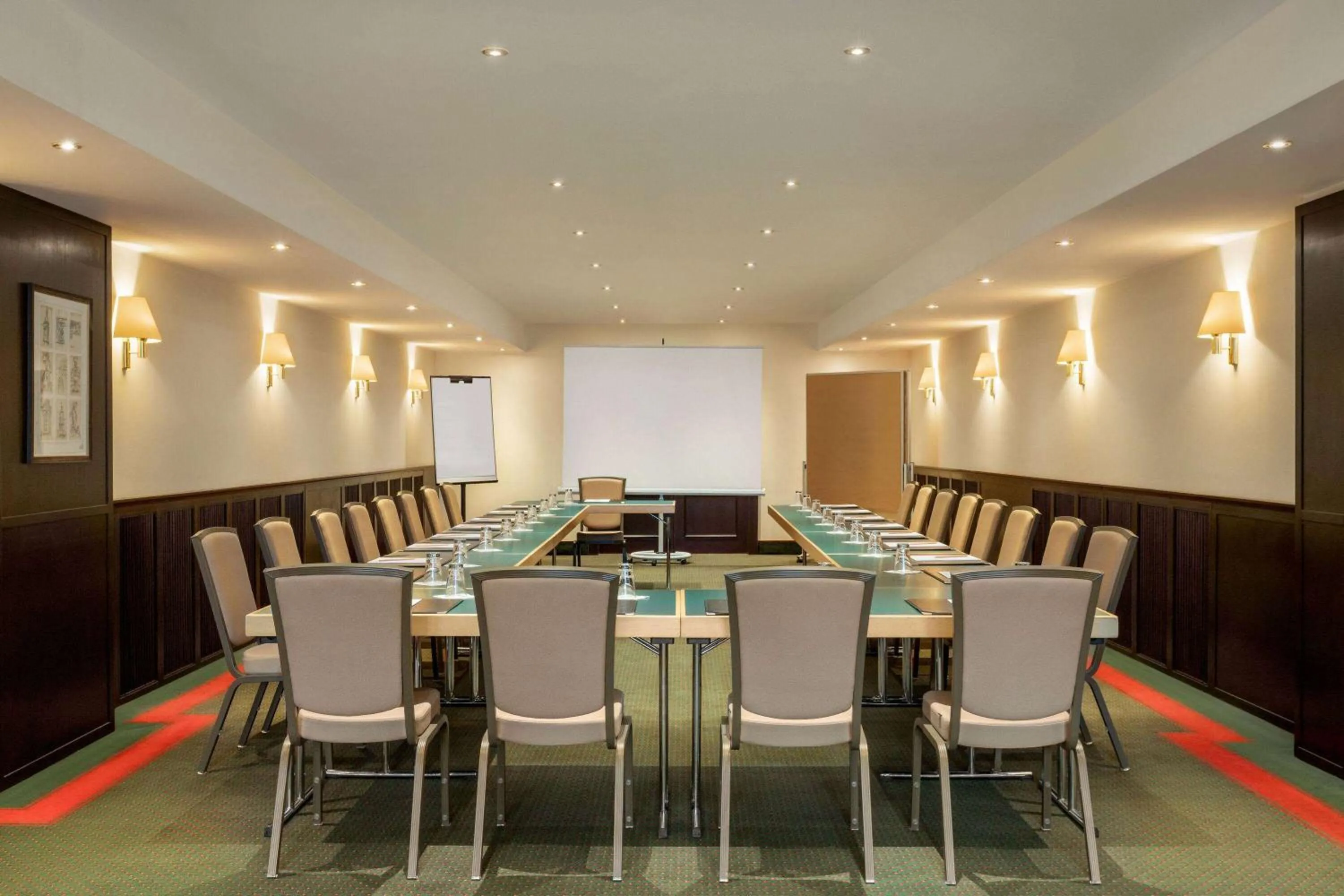 Meeting/conference room in Vienna House by Wyndham Thüringer Hof Eisenach