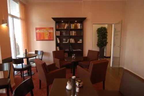 Restaurant/places to eat in Hotel Sprenz