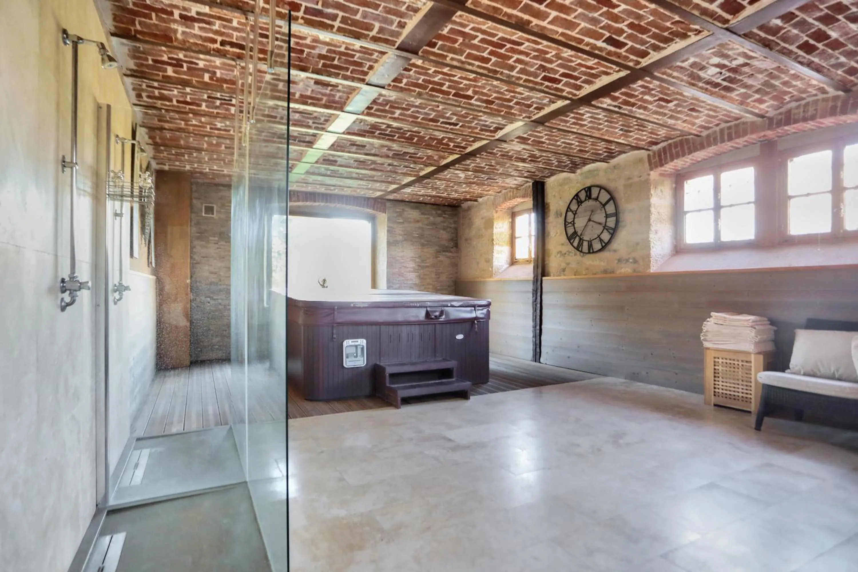 Spa and wellness centre/facilities in Château de Béguin