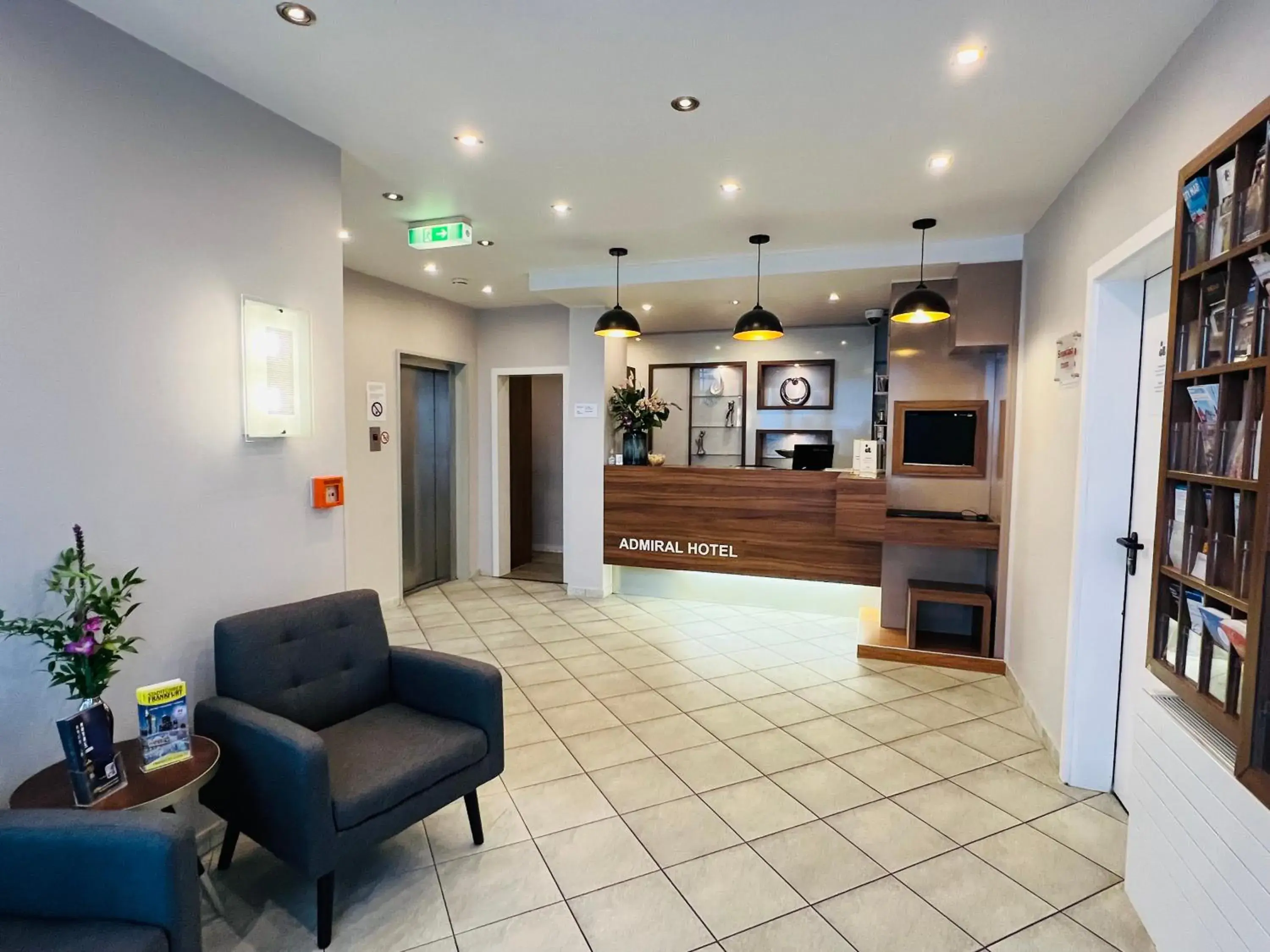 Lobby or reception in Hotel Admiral am Zoo Lobby or reception in Hotel Admiral am Zoo
