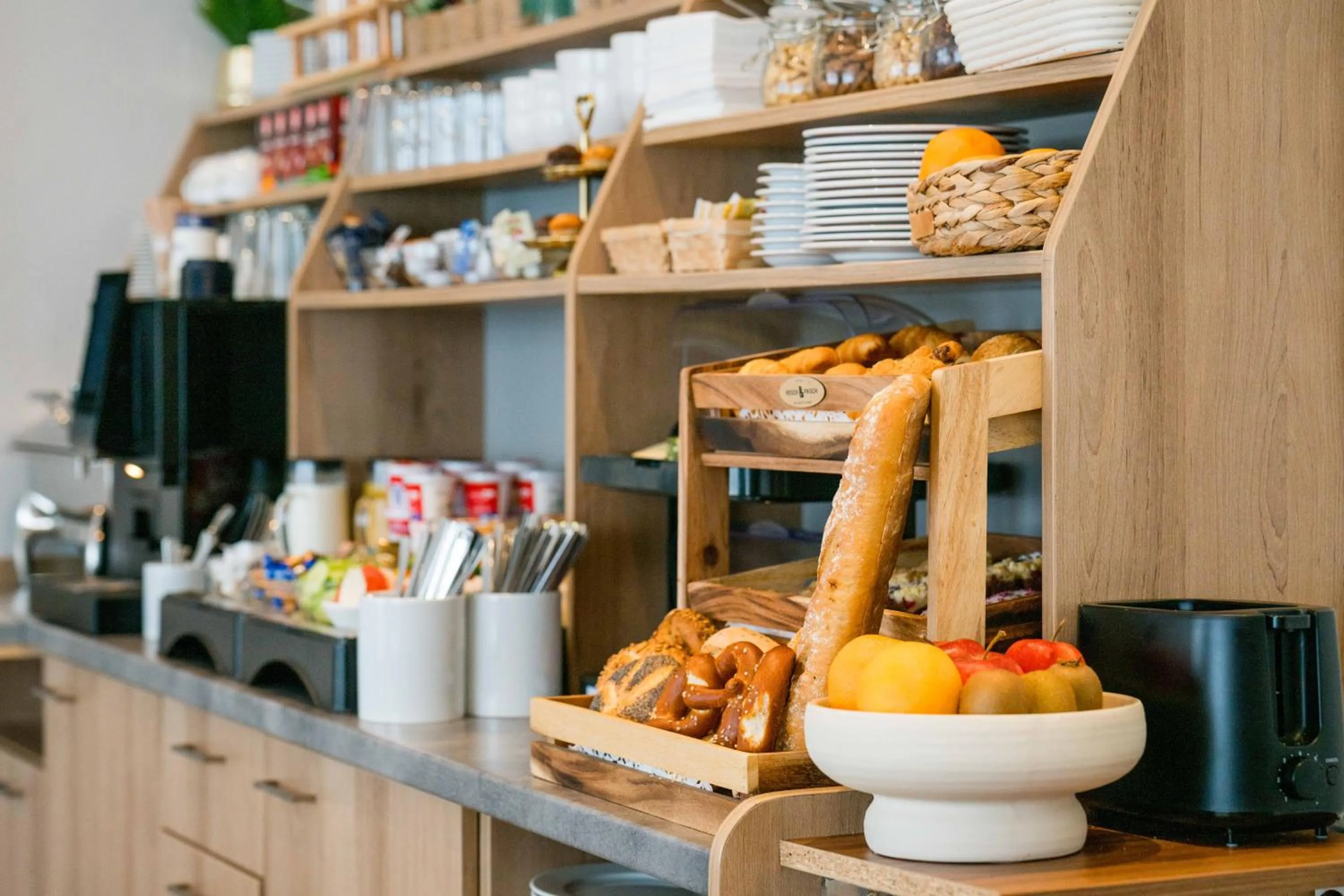 Food and drinks in Hotel Admiral am Zoo