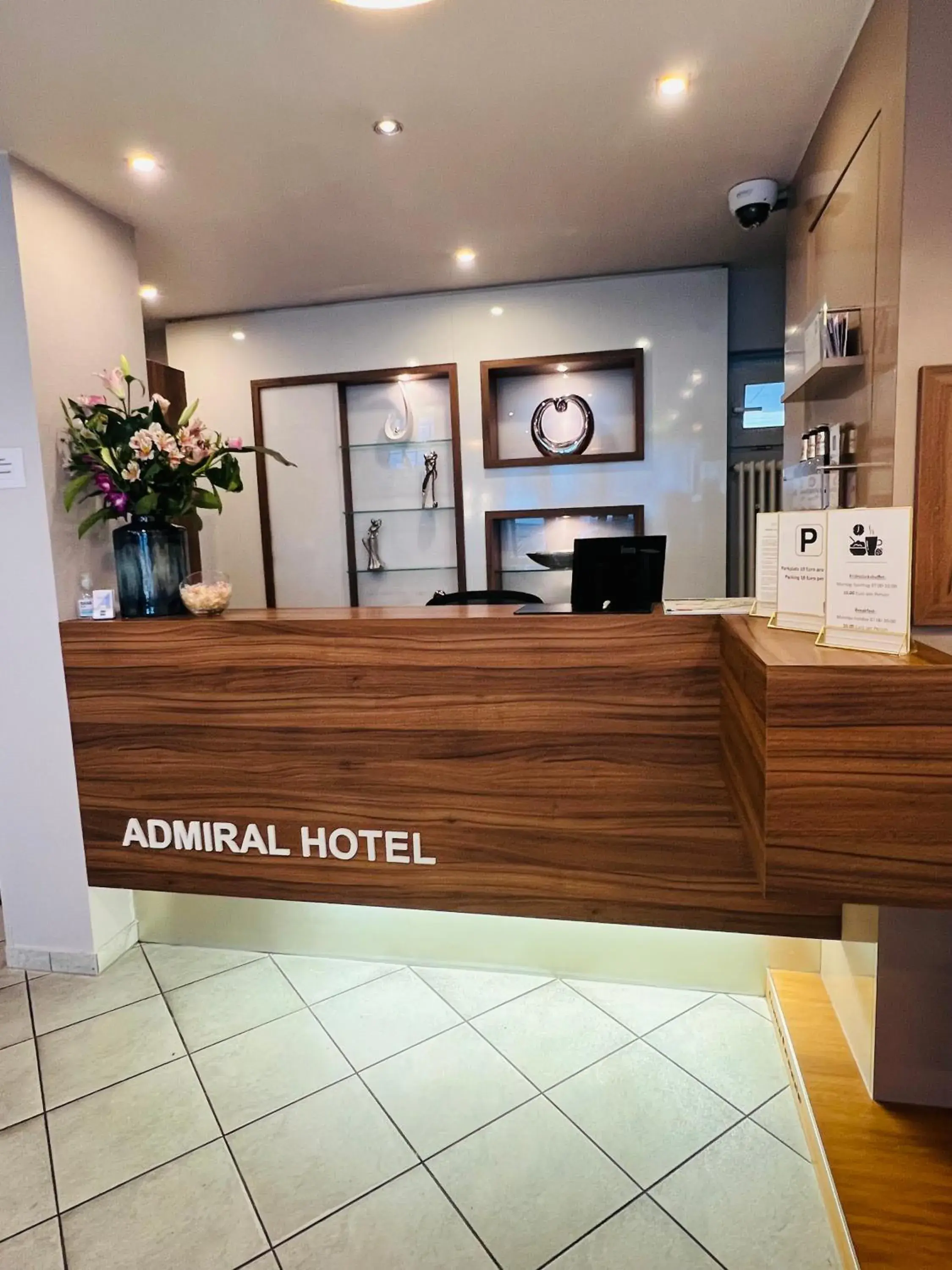 Lobby or reception in Hotel Admiral am Zoo Lobby or reception in Hotel Admiral am Zoo