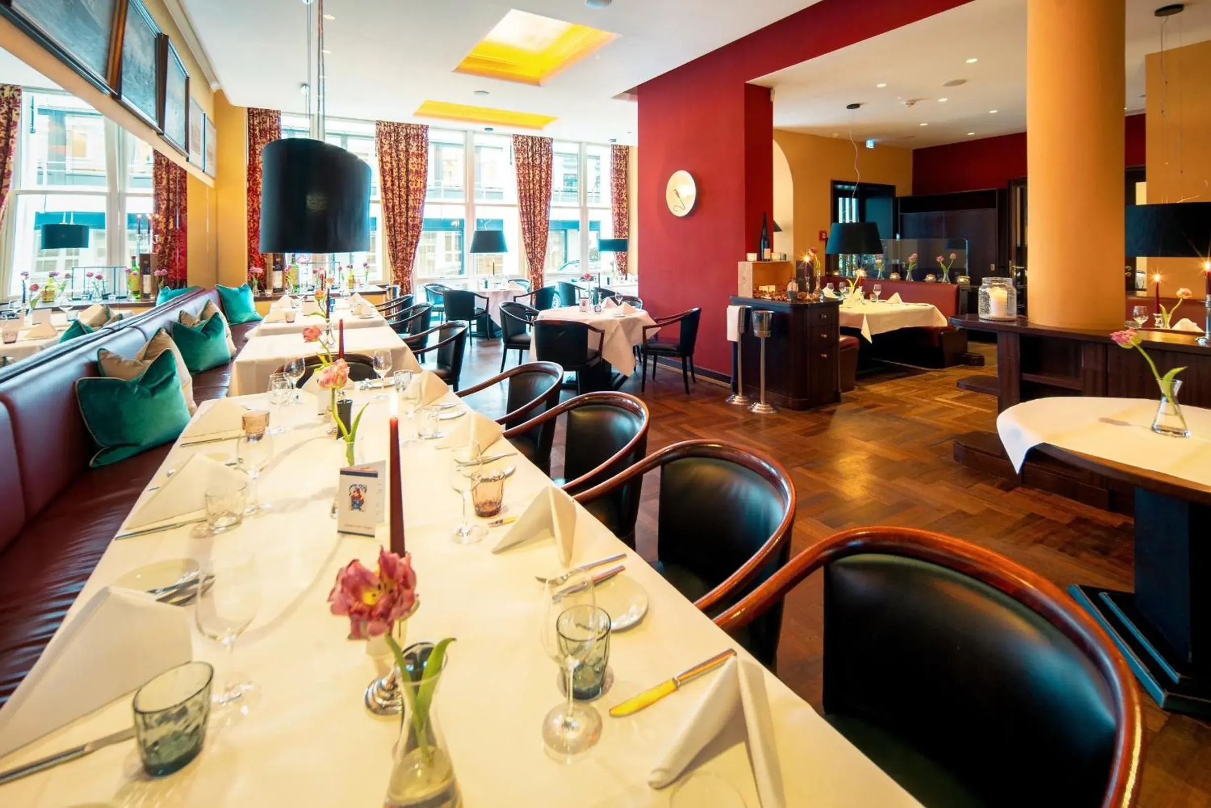 Restaurant/places to eat in Hotel Baseler Hof Restaurant/places to eat in Hotel Baseler Hof