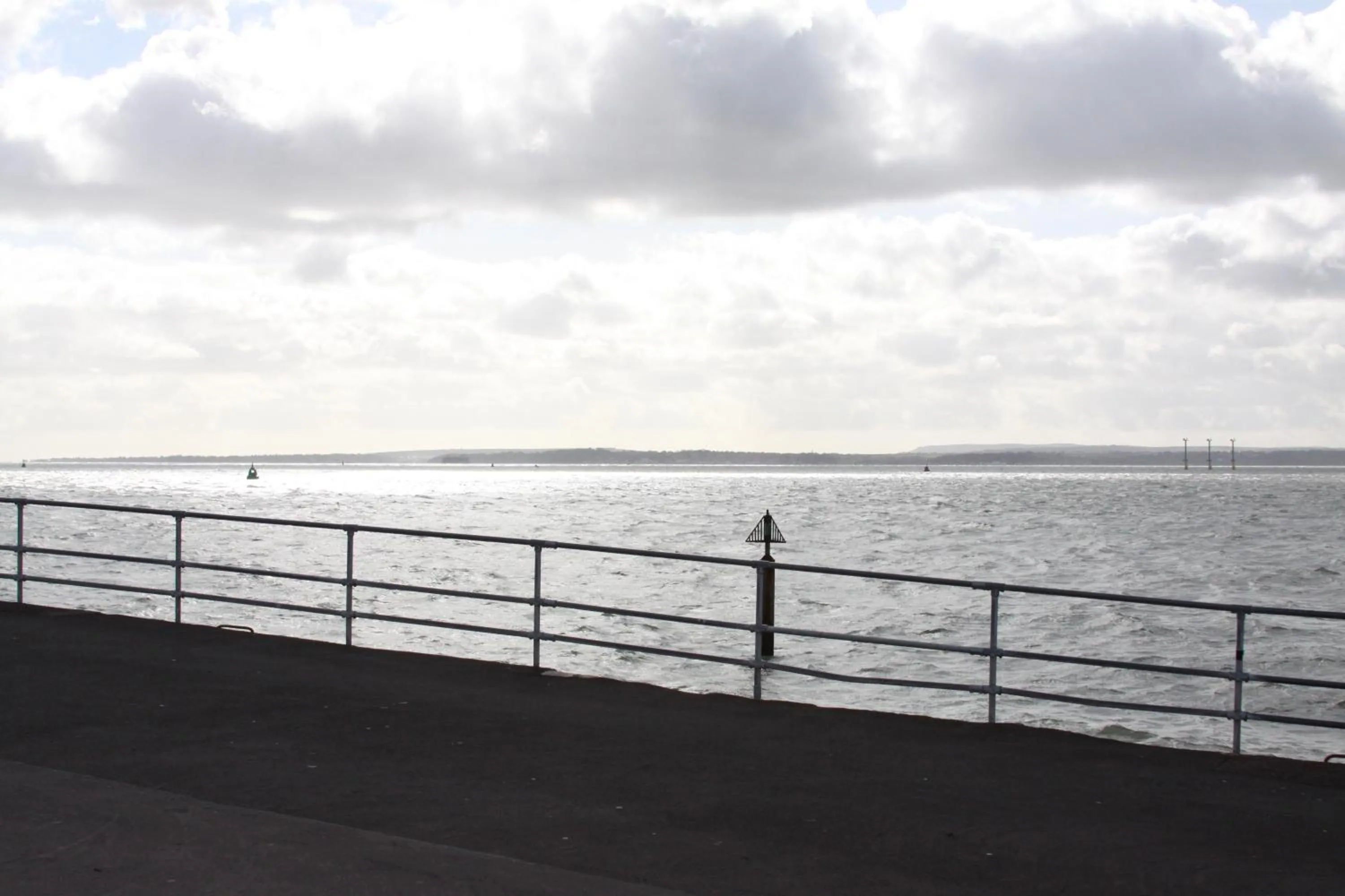 Beach in College Street Abode