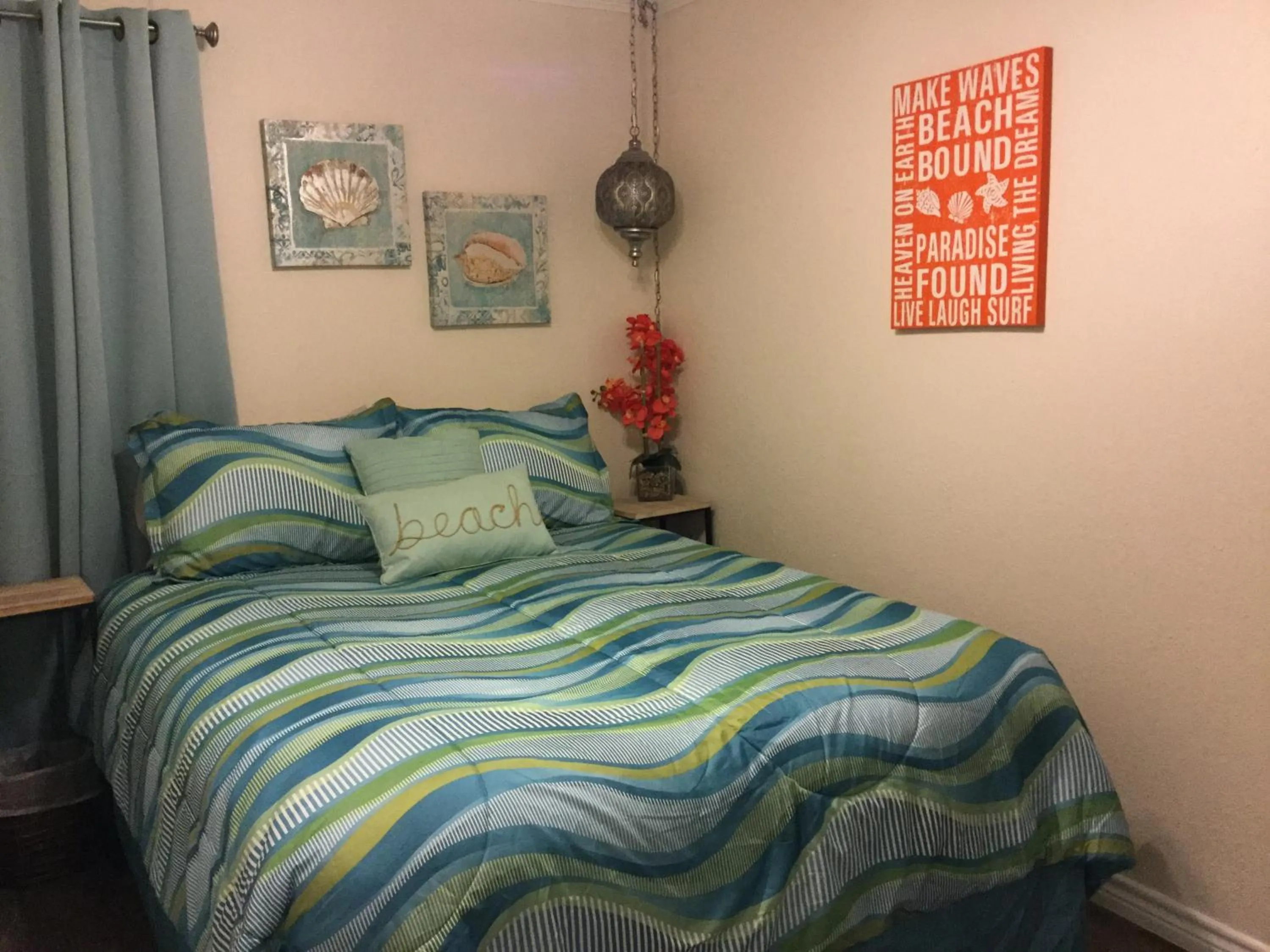Bedroom, Bed in Spectacular Beach View!